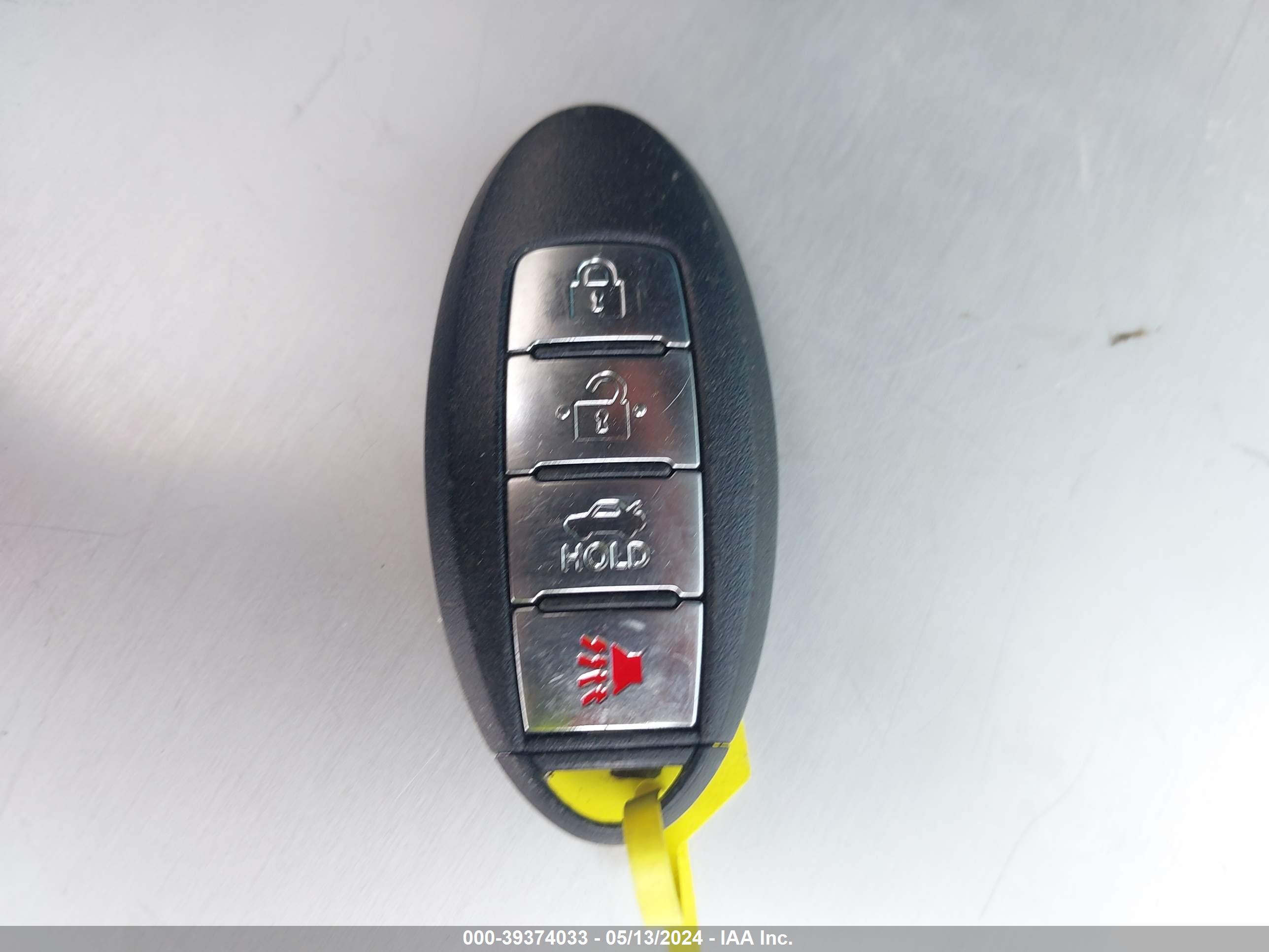 INFINITI Q60 image 11