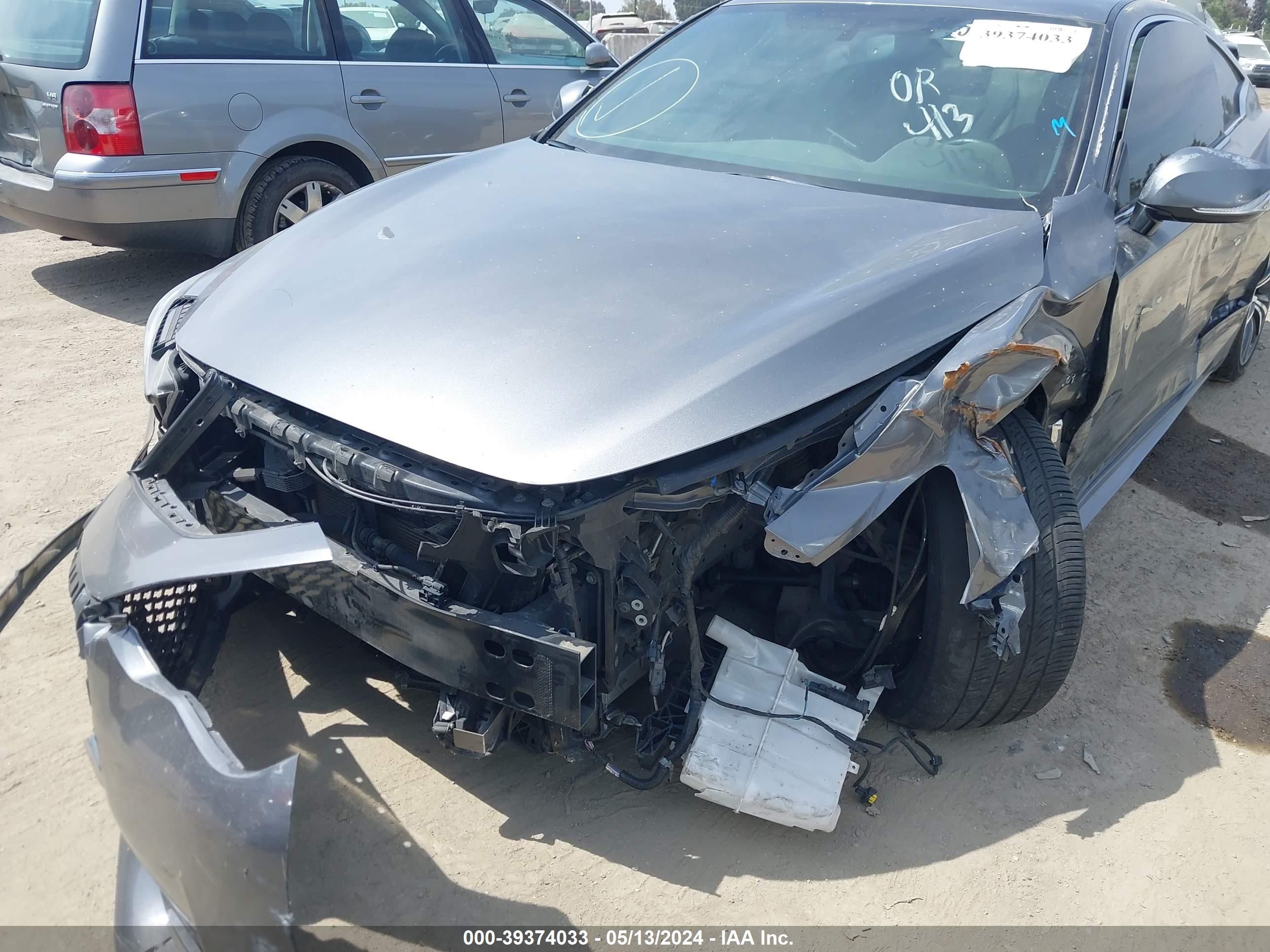 INFINITI Q60 image 6