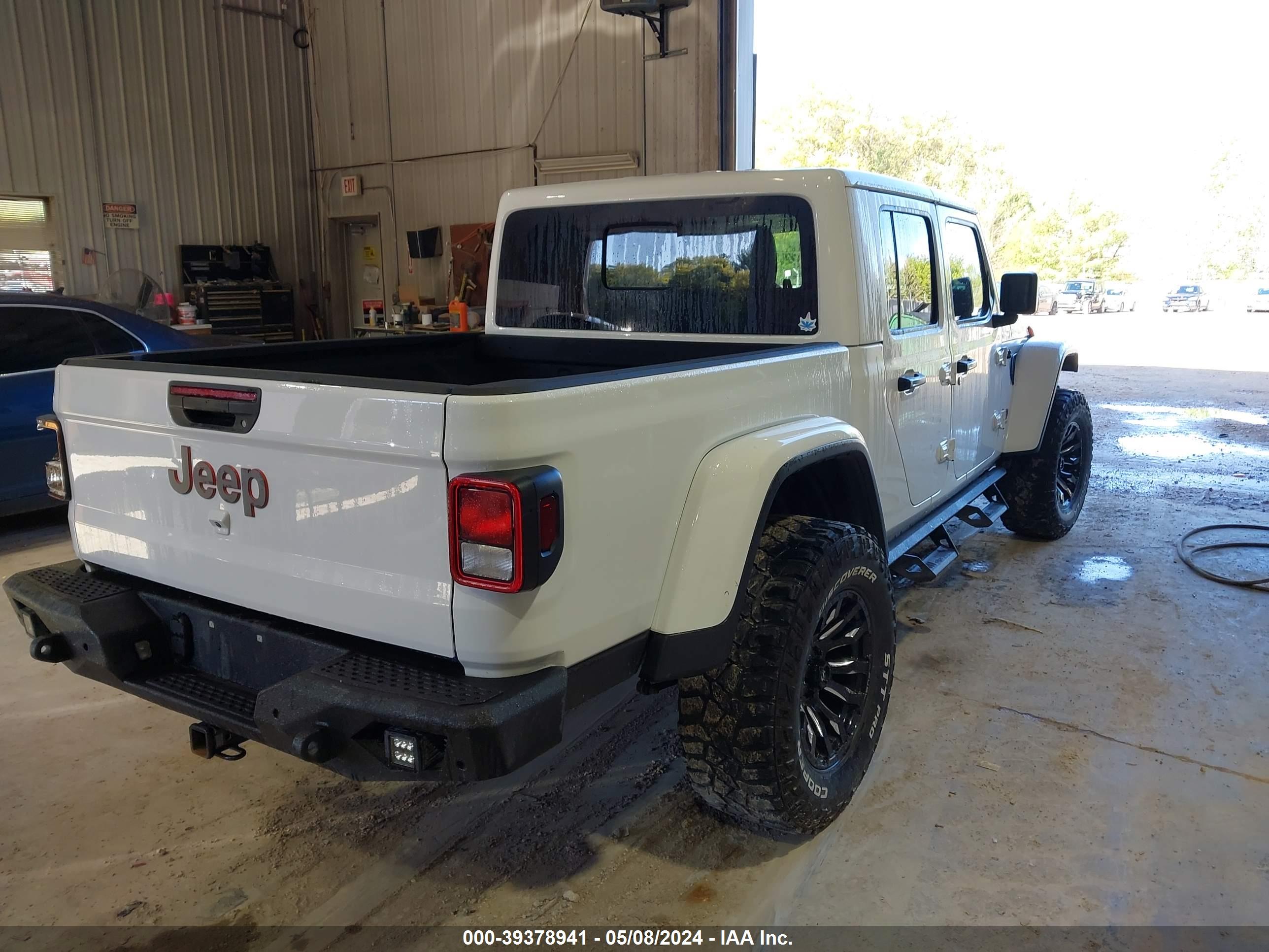 JEEP GLADIATOR image 4