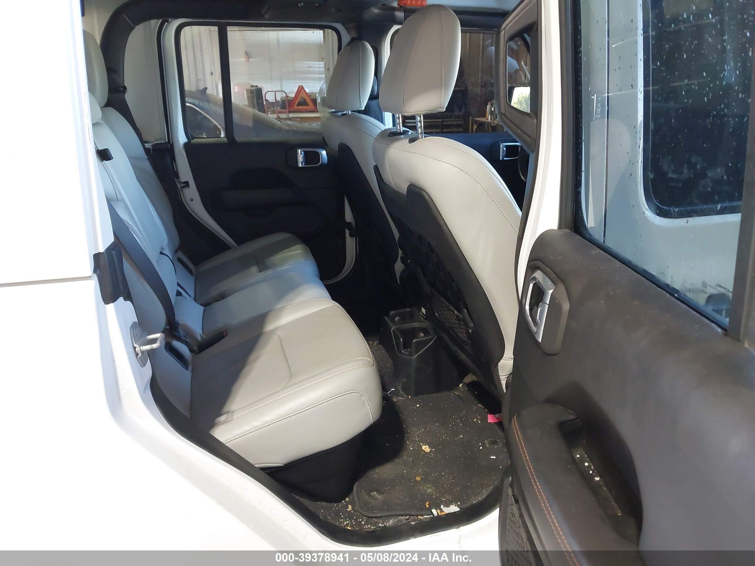 JEEP GLADIATOR image 8