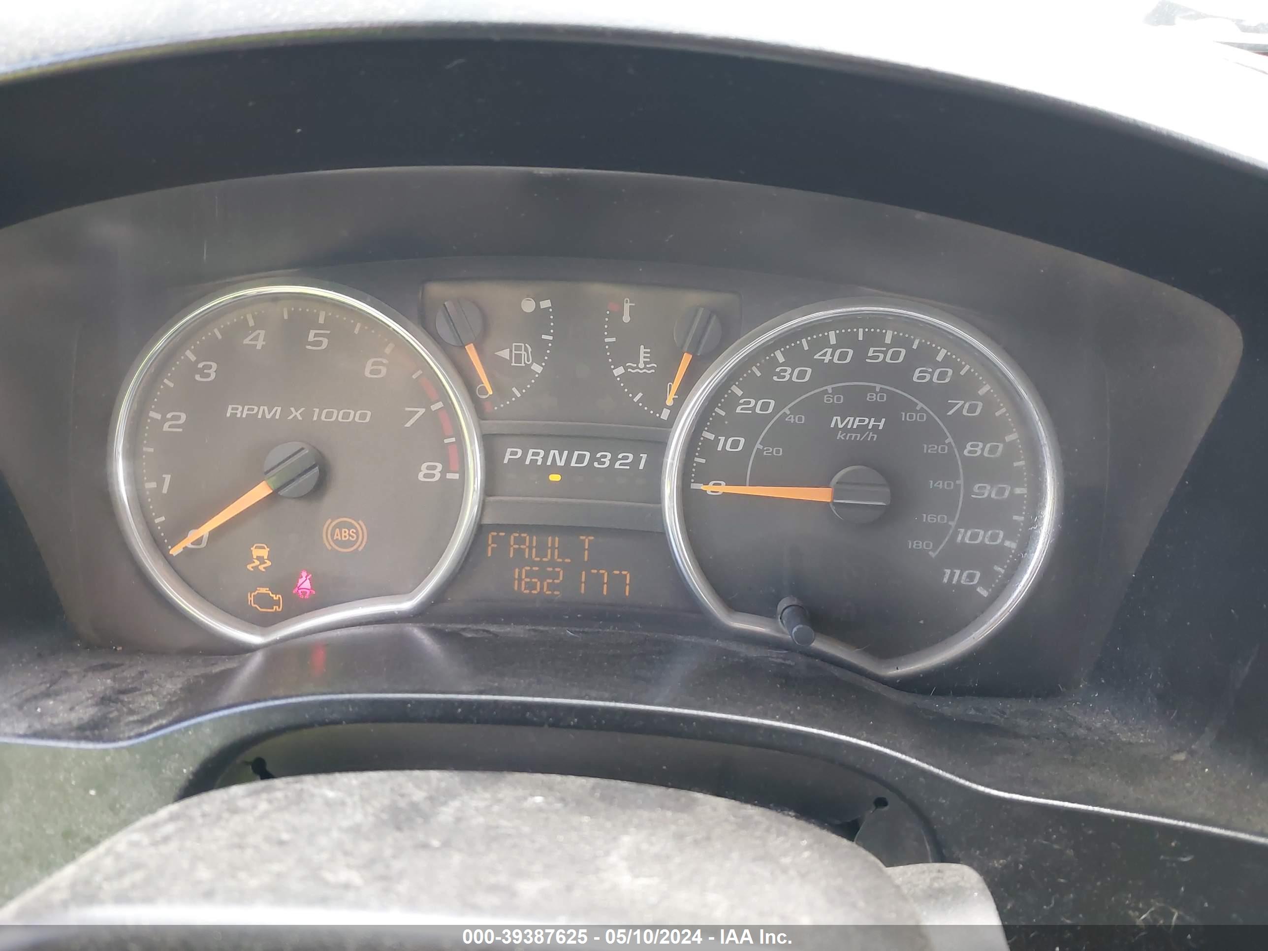 CHEVROLET COLORADO image 7