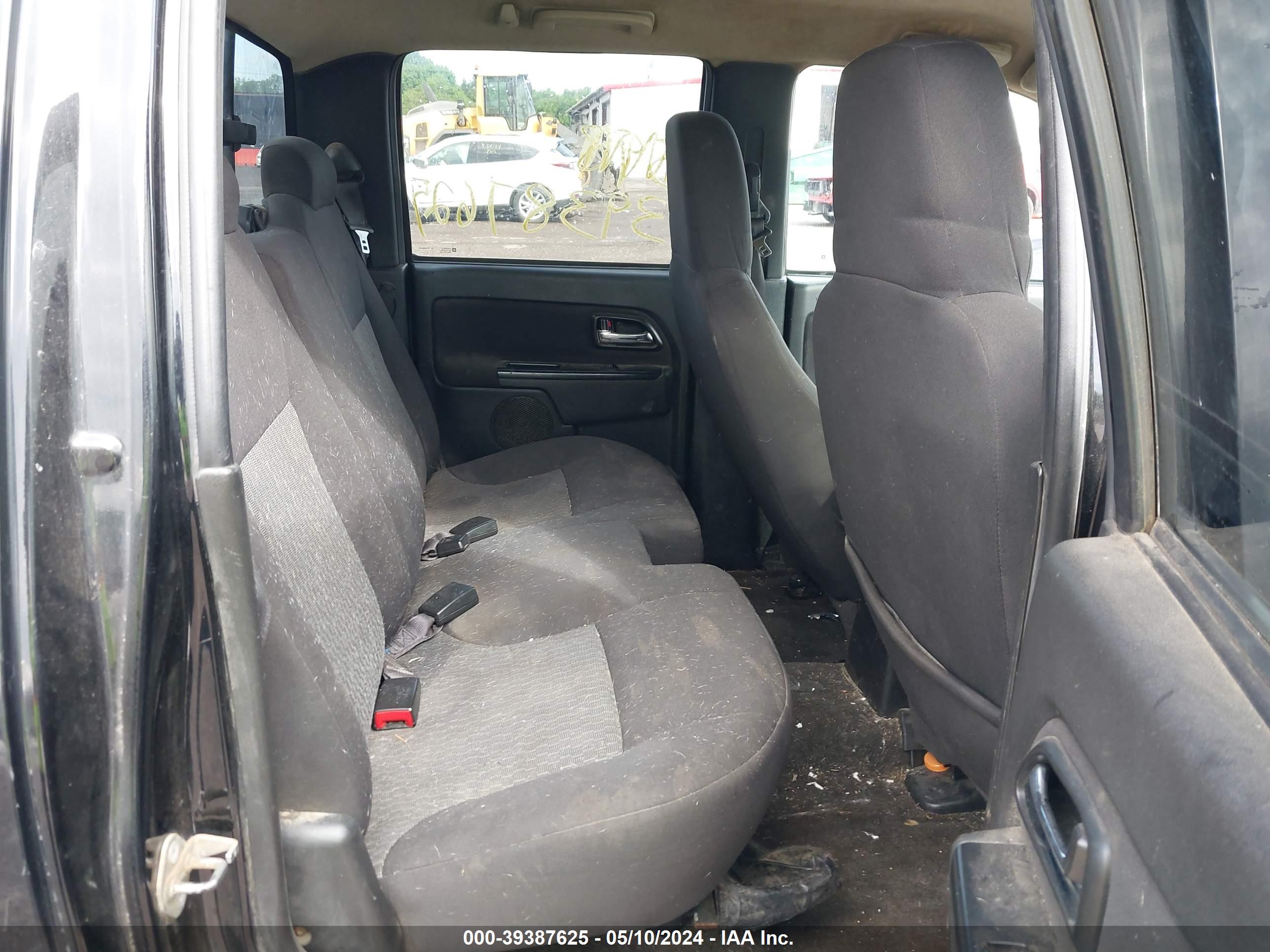 CHEVROLET COLORADO image 8
