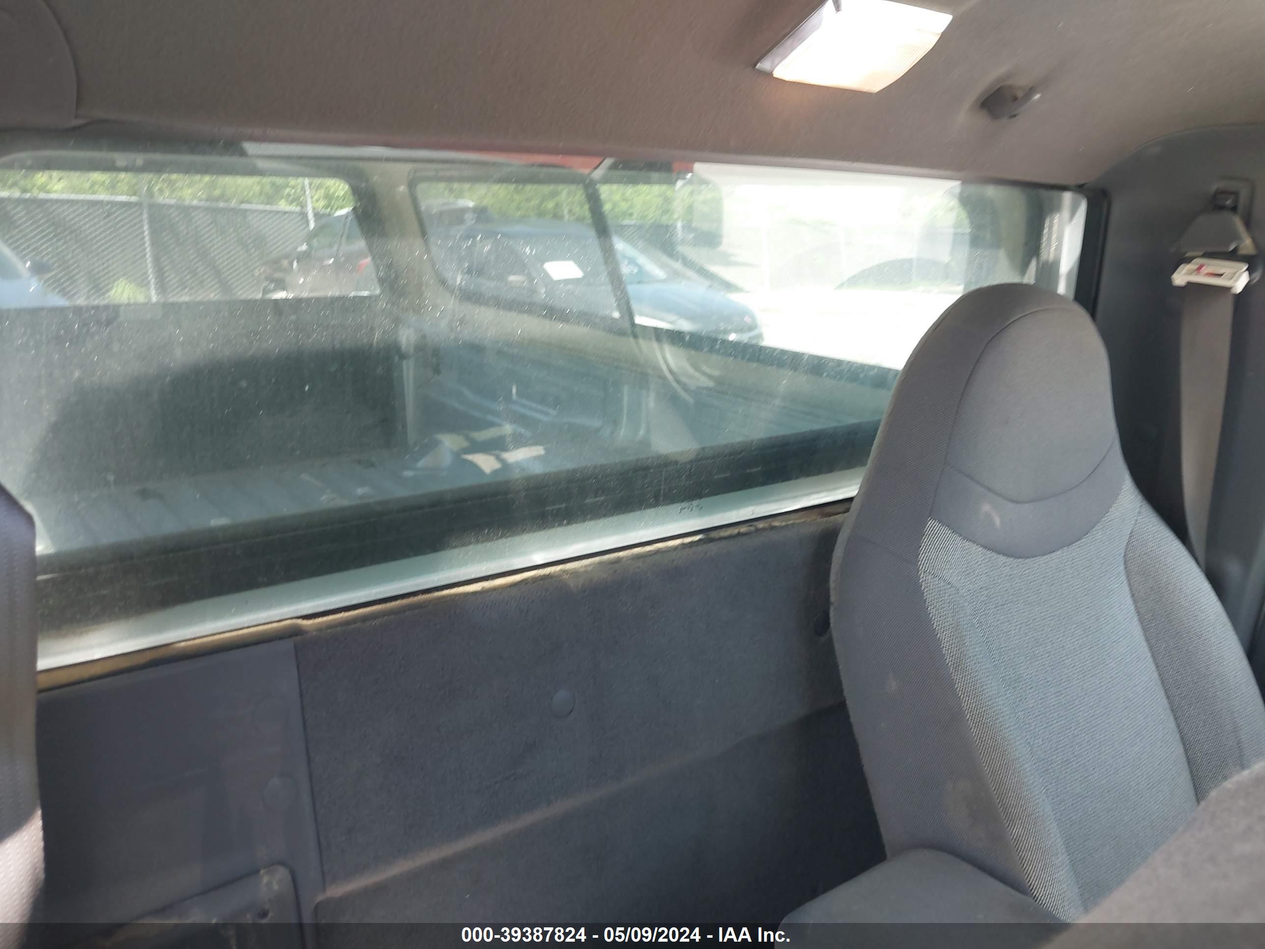 FORD RANGER image 8