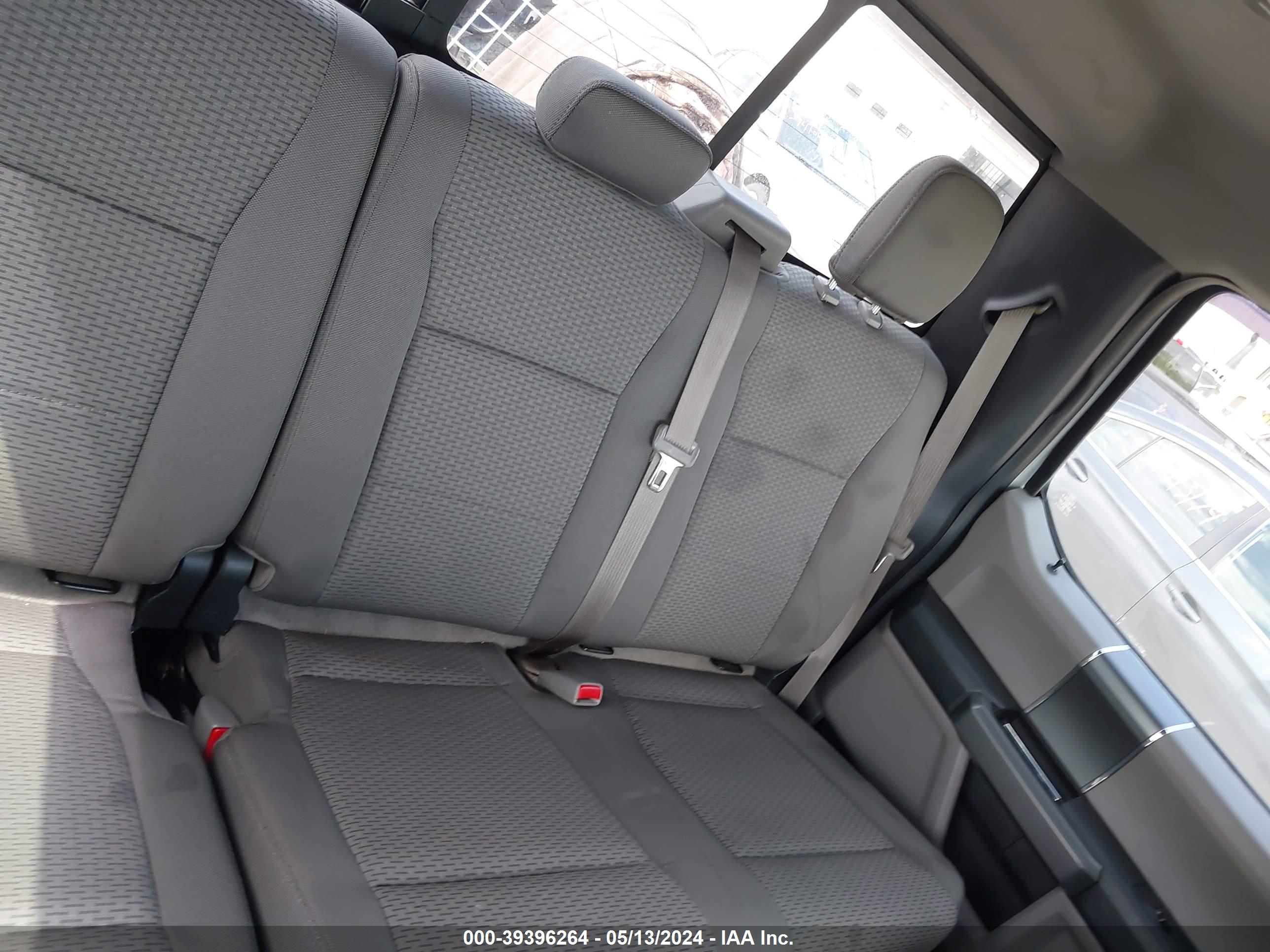FORD F-150 image 8