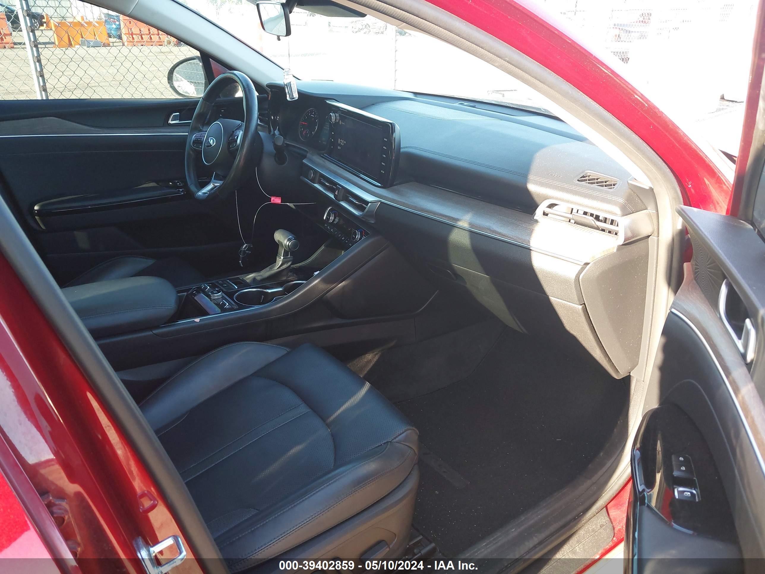 KIA K5 image 5