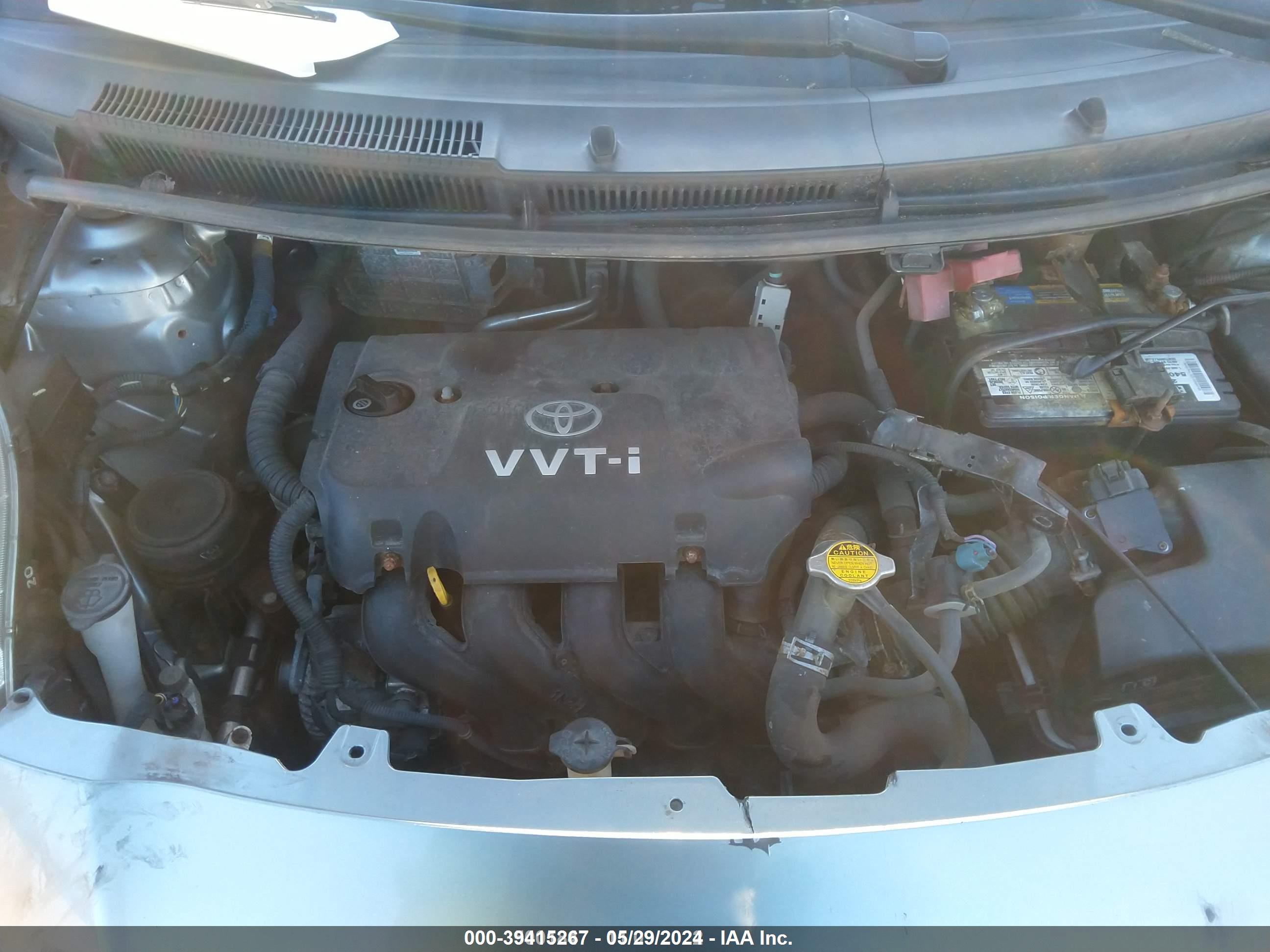 TOYOTA YARIS image 10