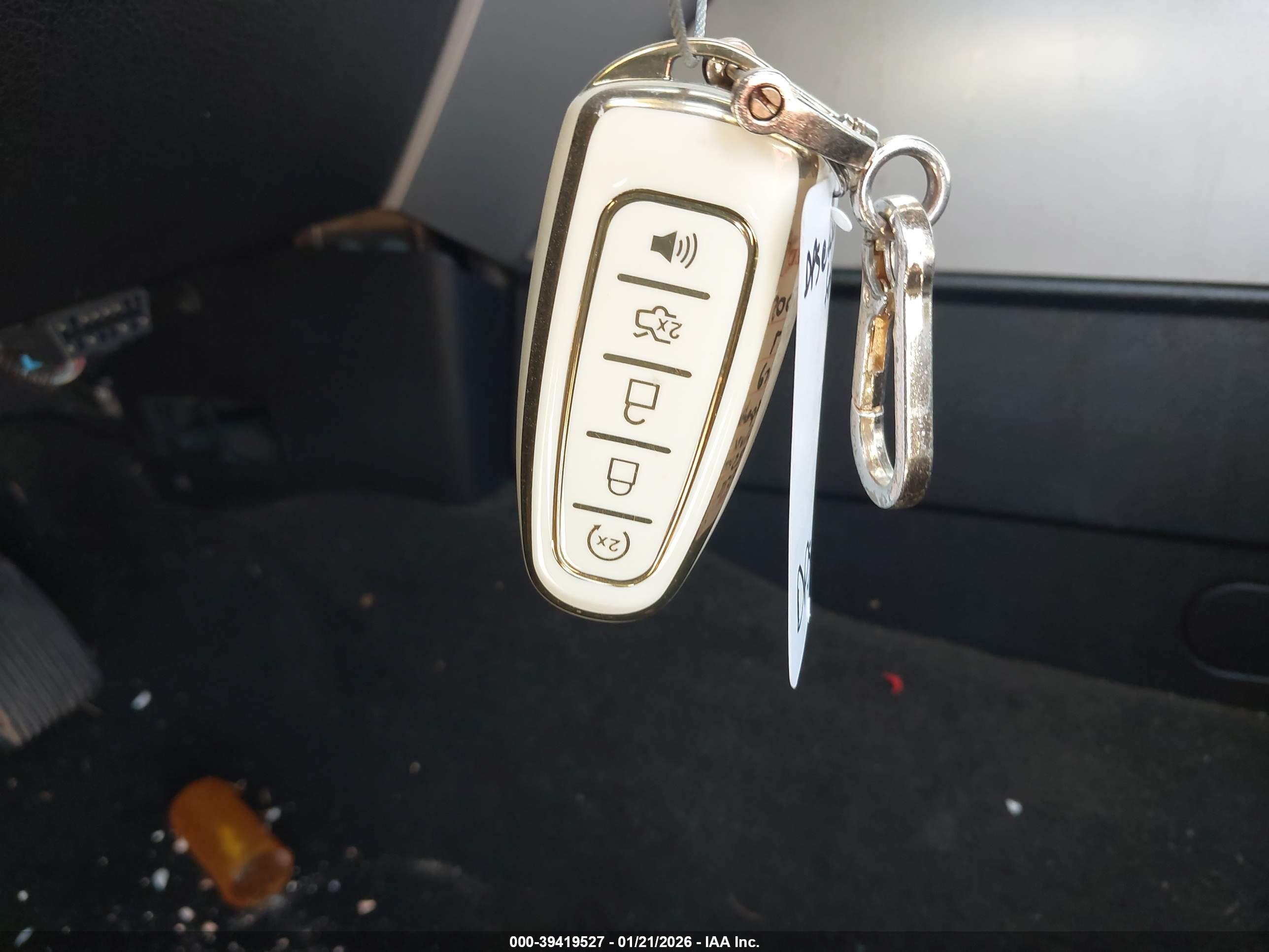 FORD EXPEDITION image 11