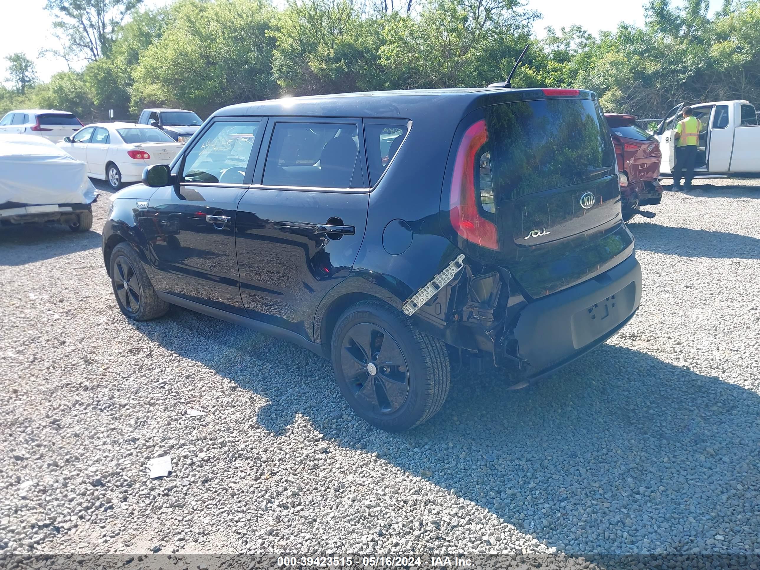 KIA SOUL image 3