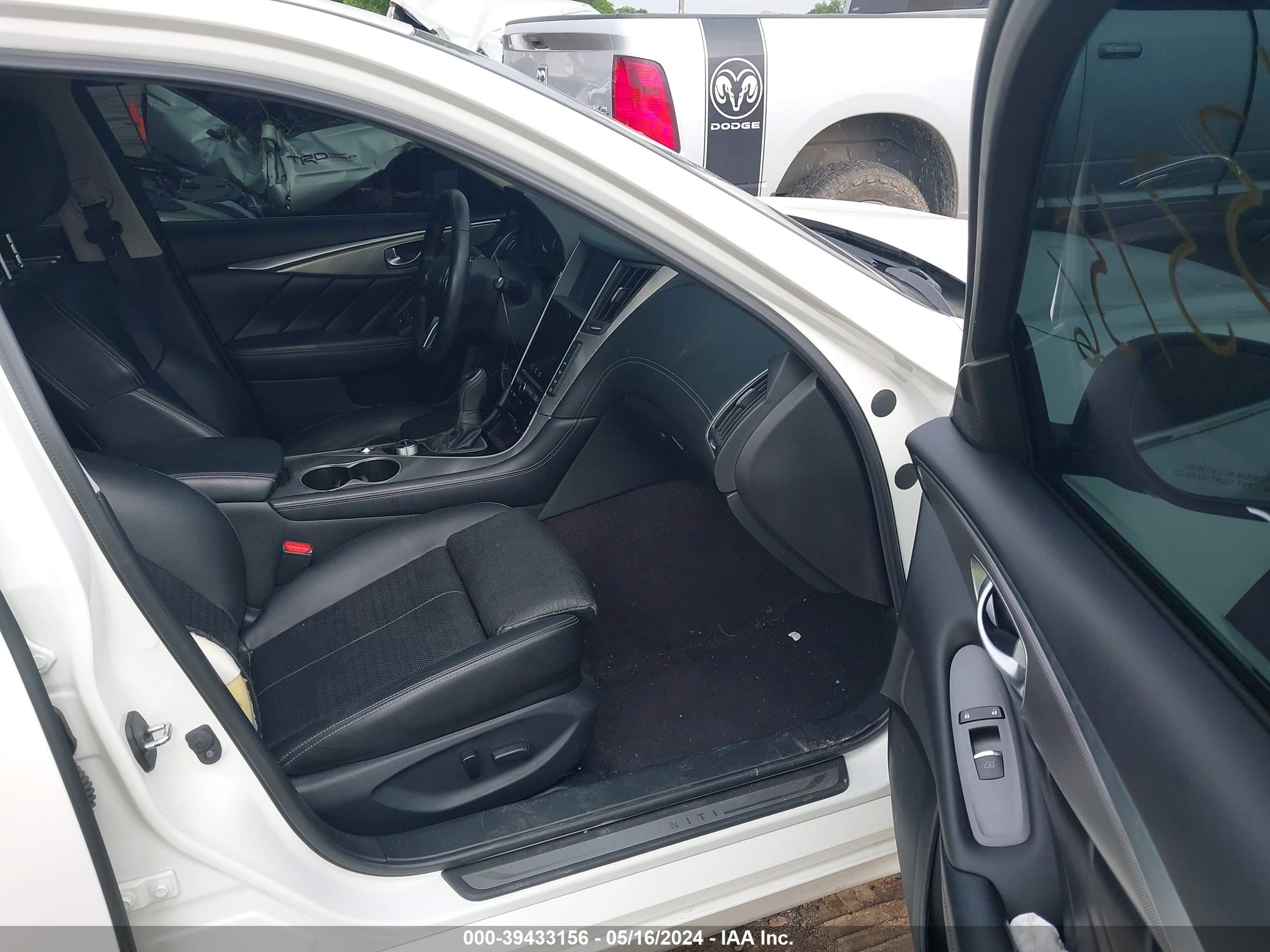 INFINITI Q50 image 5