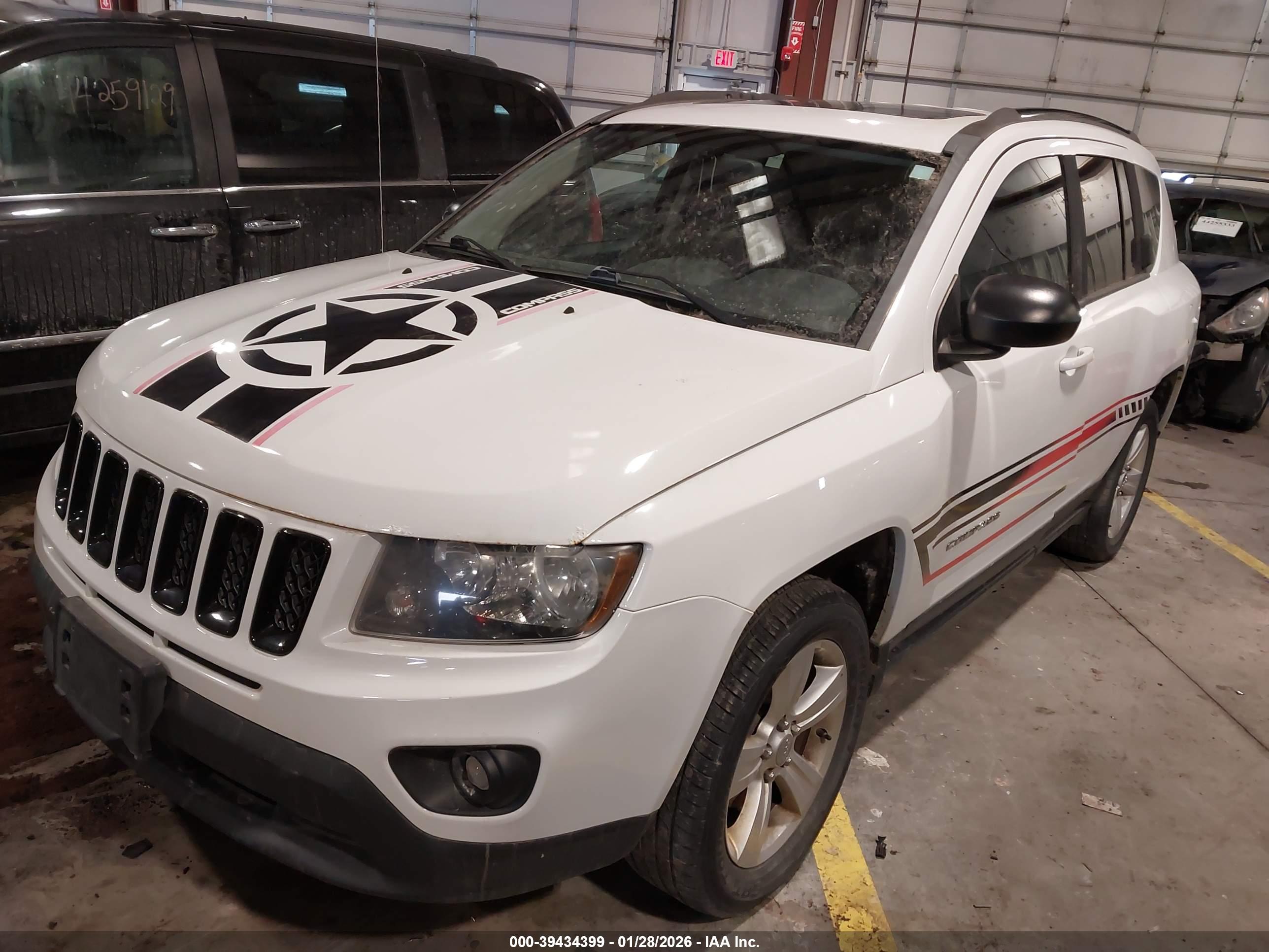 JEEP COMPASS image 2