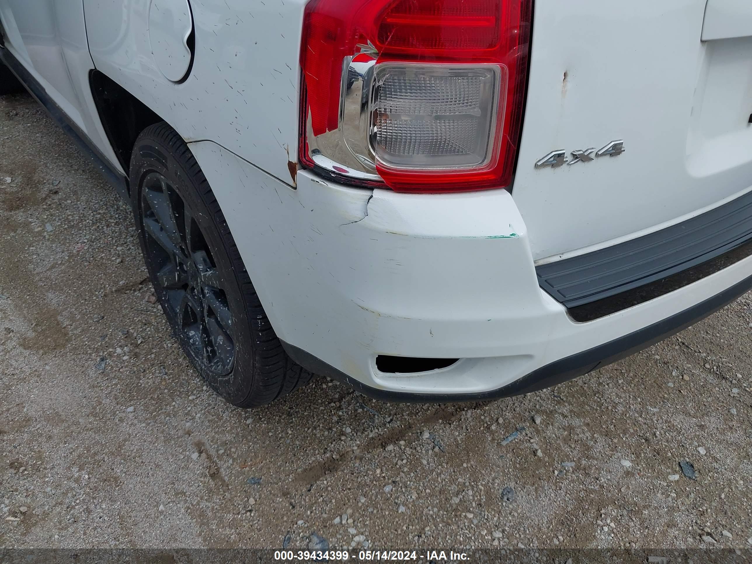 JEEP COMPASS image 6