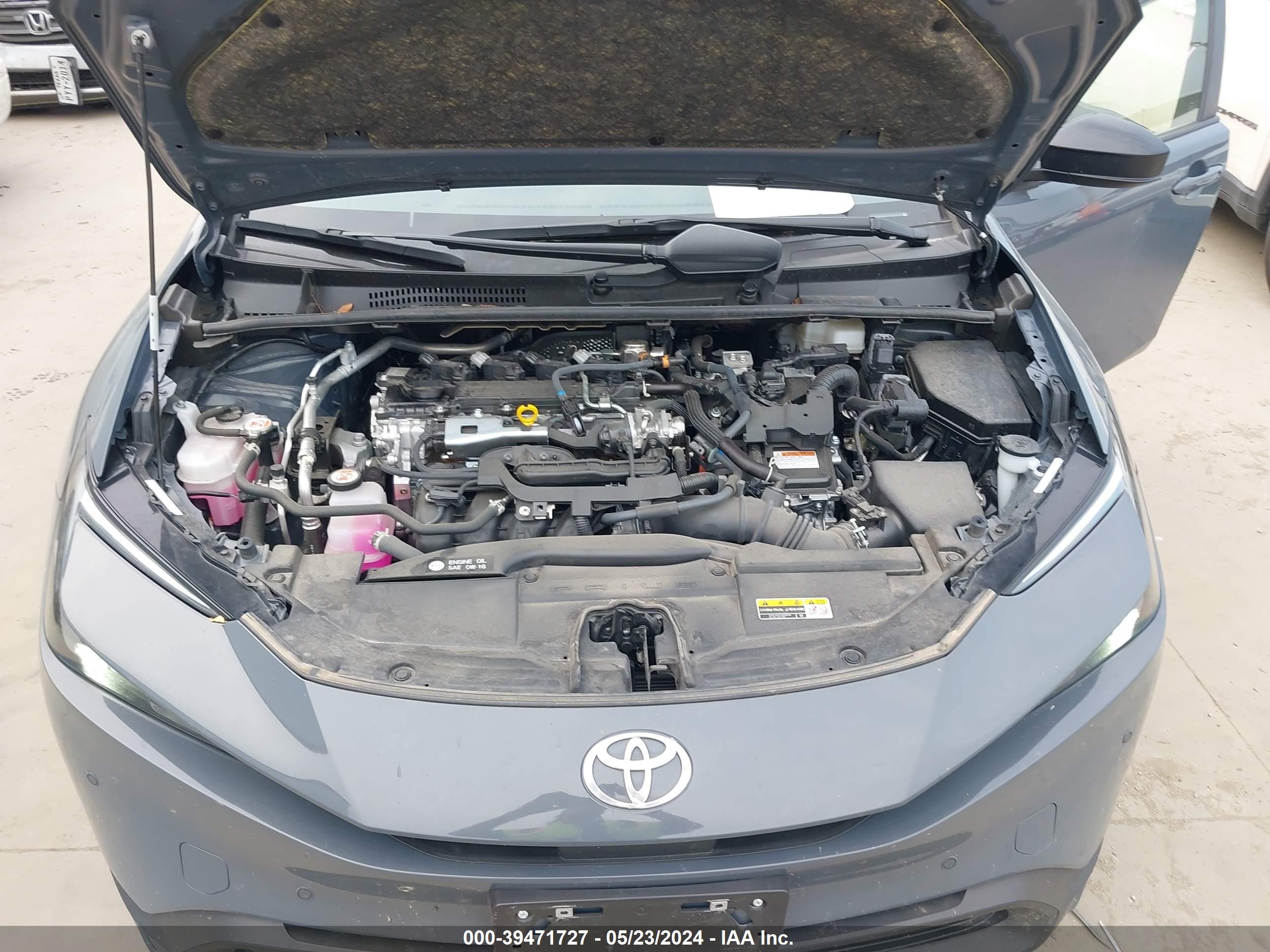 TOYOTA PRIUS image 10