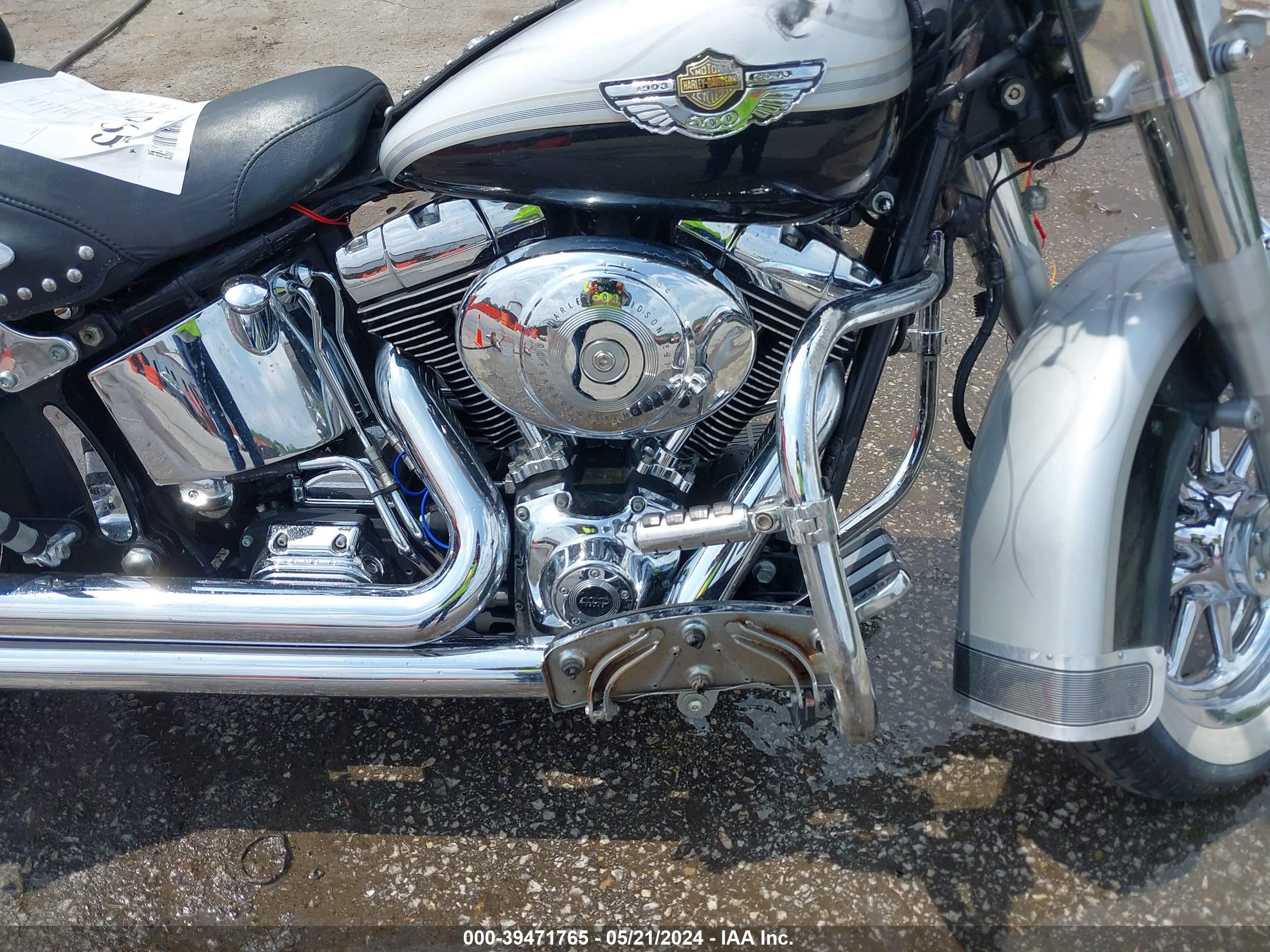 HARLEY-DAVIDSON FLSTCI image 8