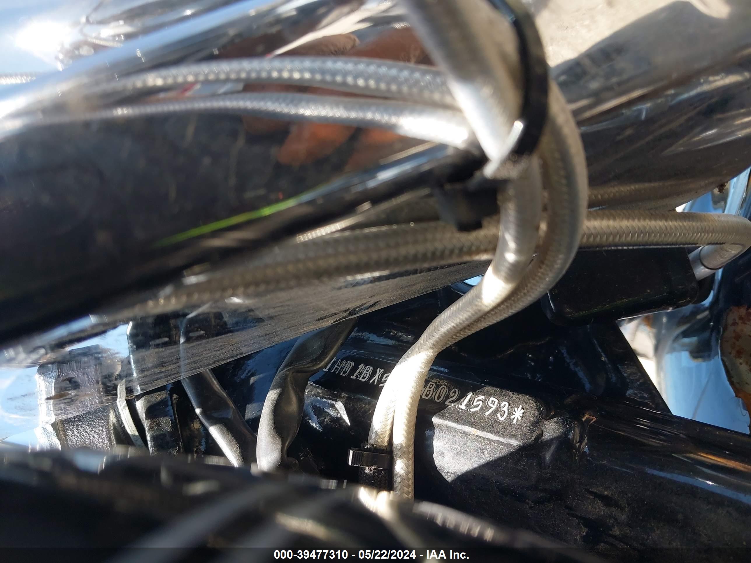 HARLEY-DAVIDSON FLSTF image 10