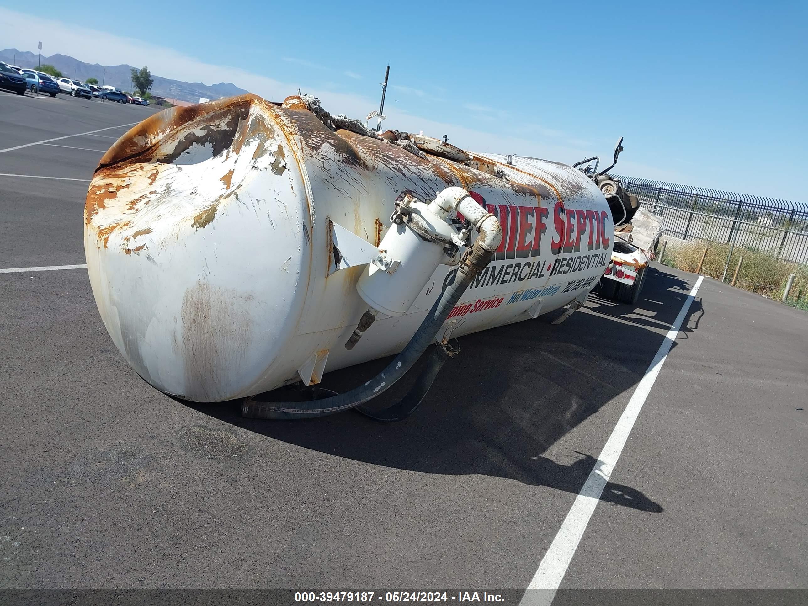KENWORTH CONSTRUCTION image 4