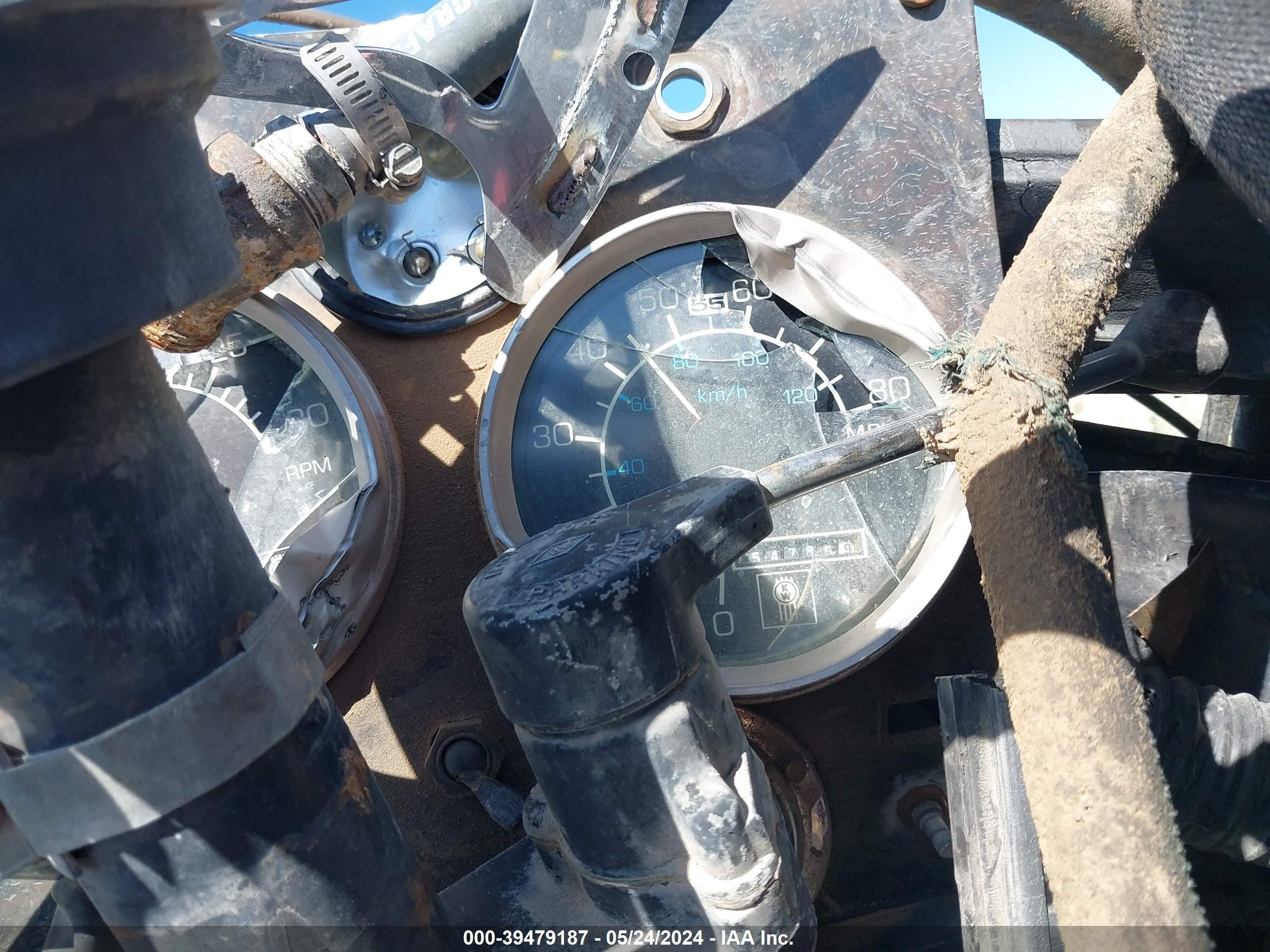 KENWORTH CONSTRUCTION image 7