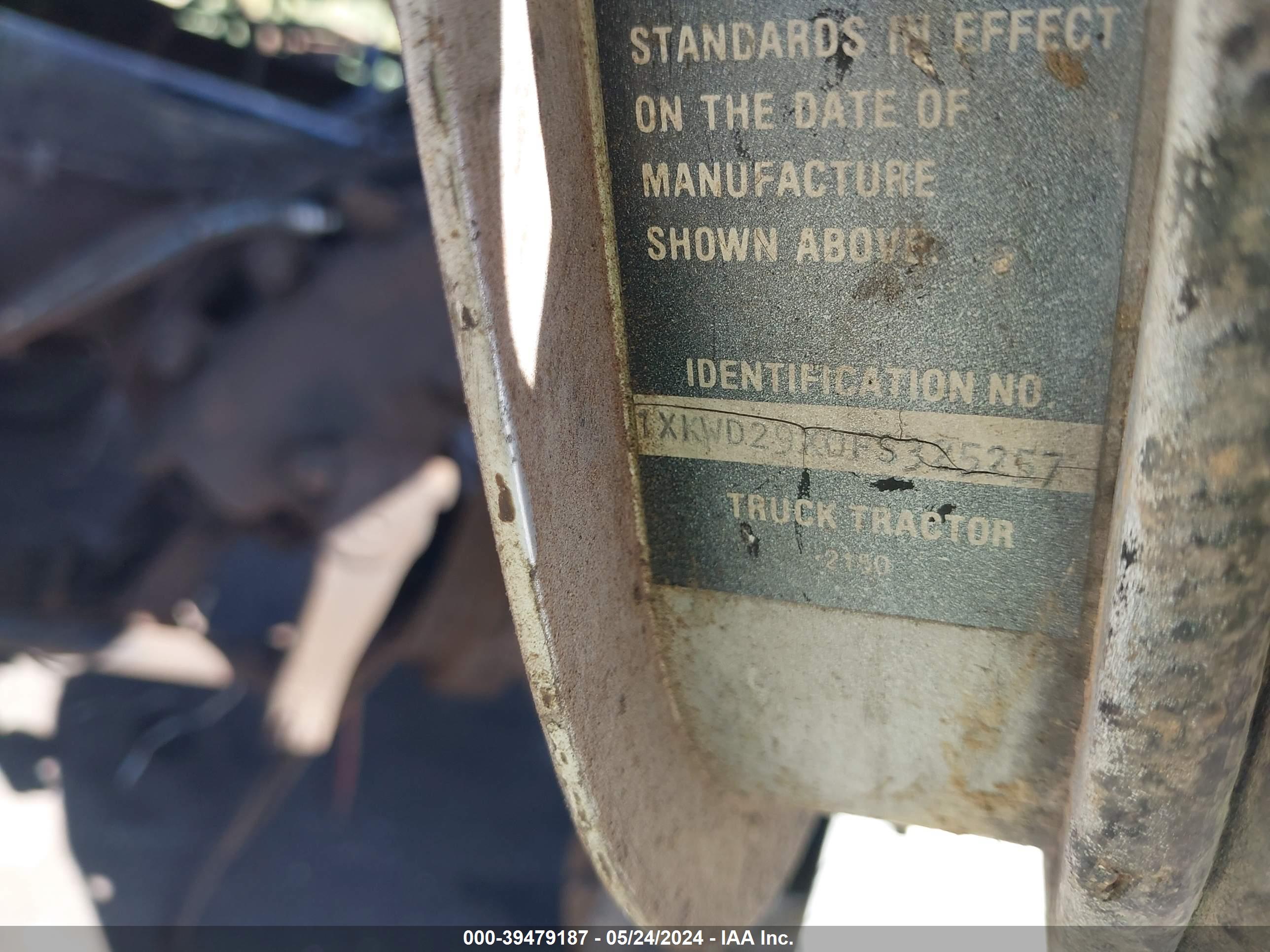 KENWORTH CONSTRUCTION image 9