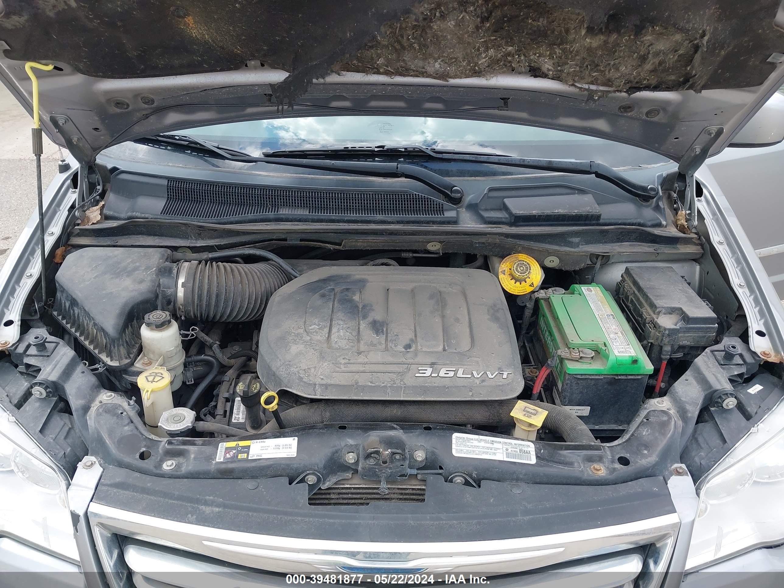 CHRYSLER TOWN image 10