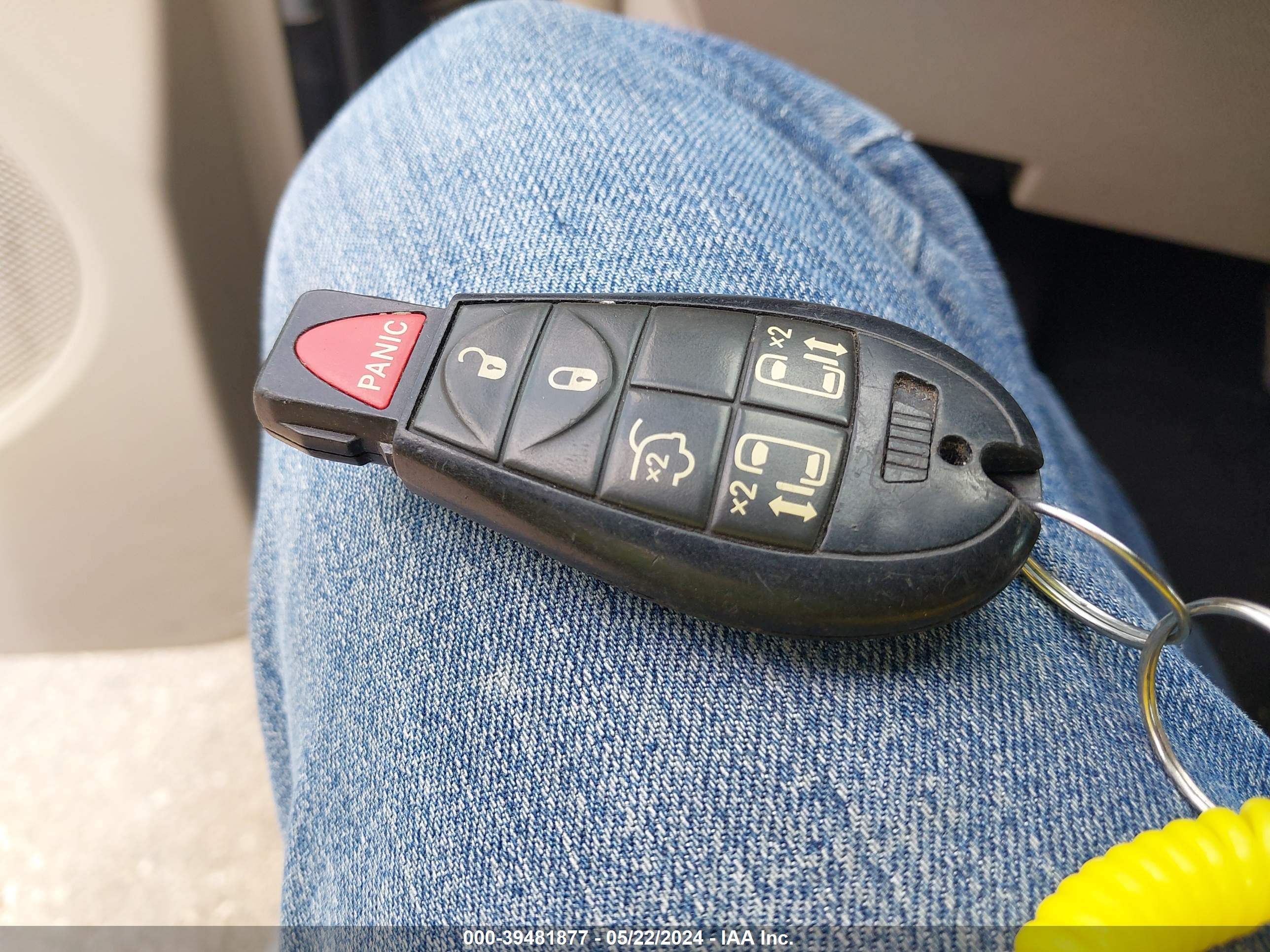 CHRYSLER TOWN image 11