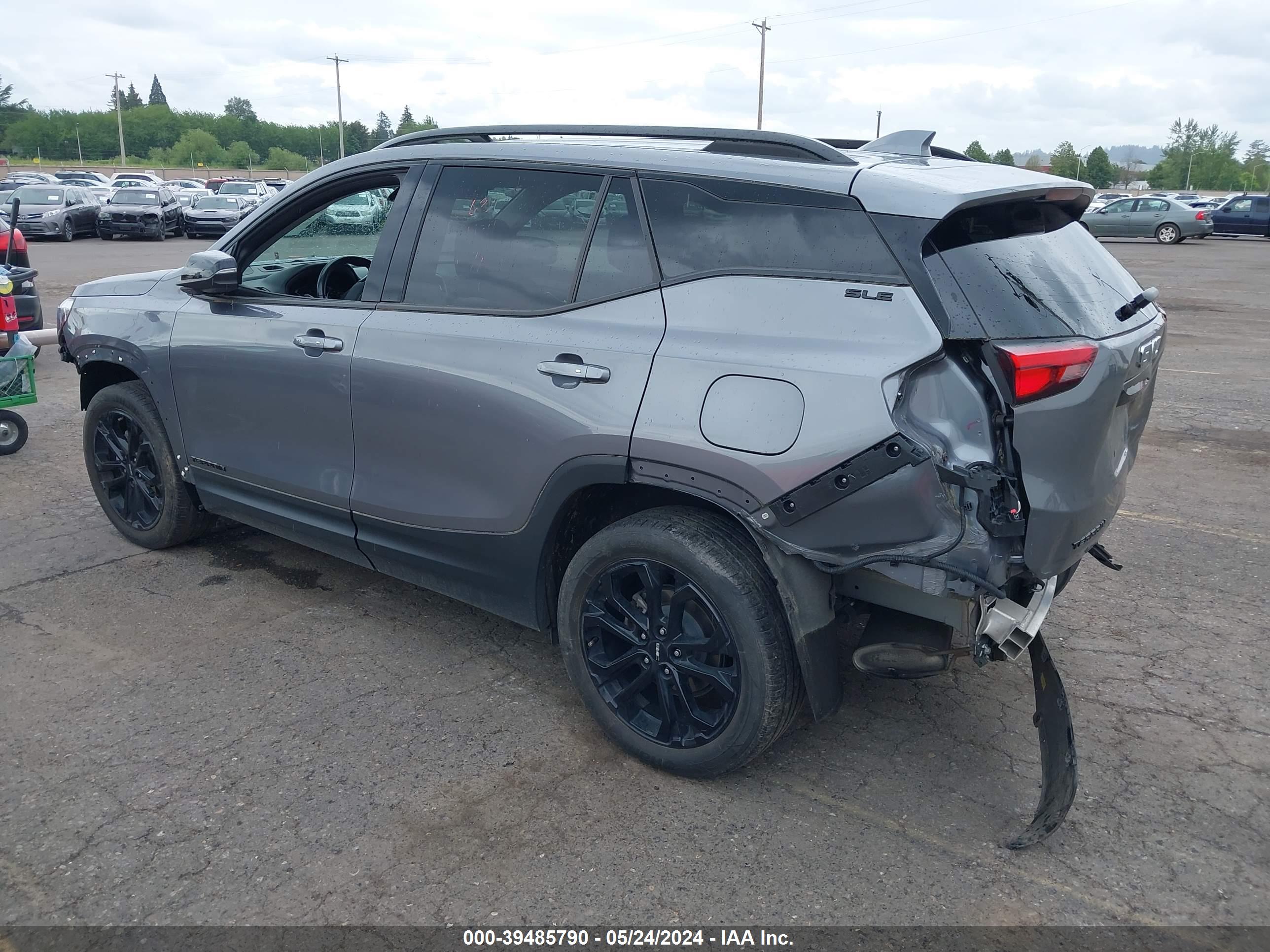 GMC TERRAIN image 3