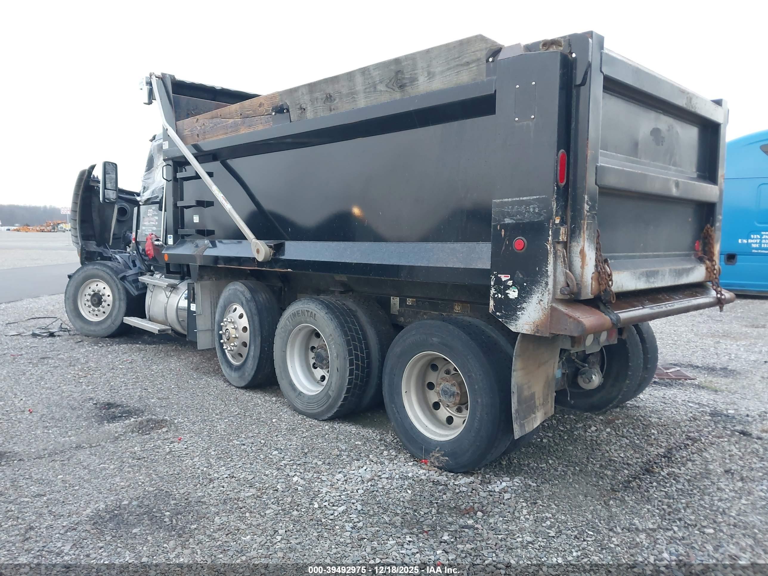 KENWORTH T880 image 3