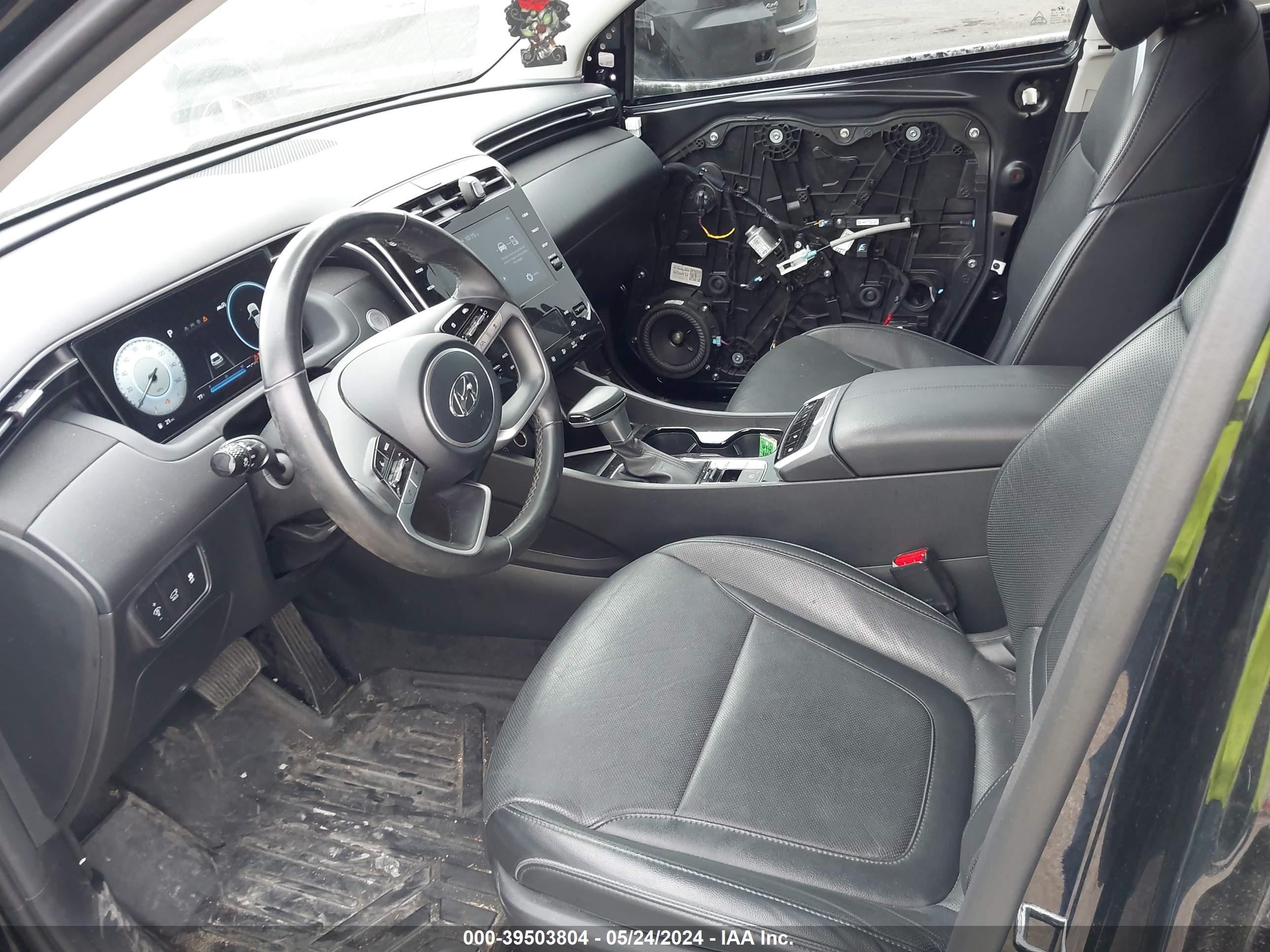 HYUNDAI TUCSON image 5