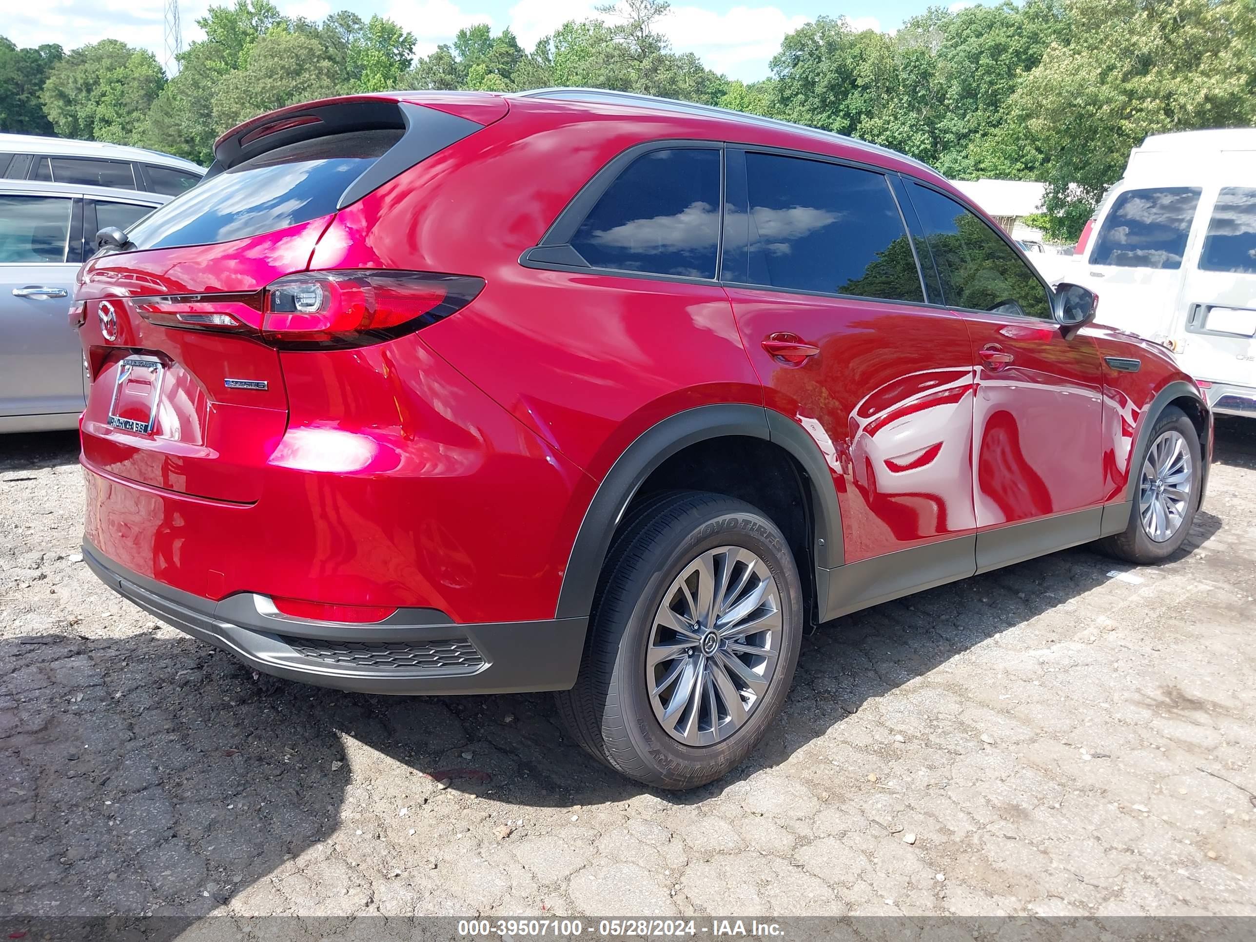 MAZDA CX-90 image 4