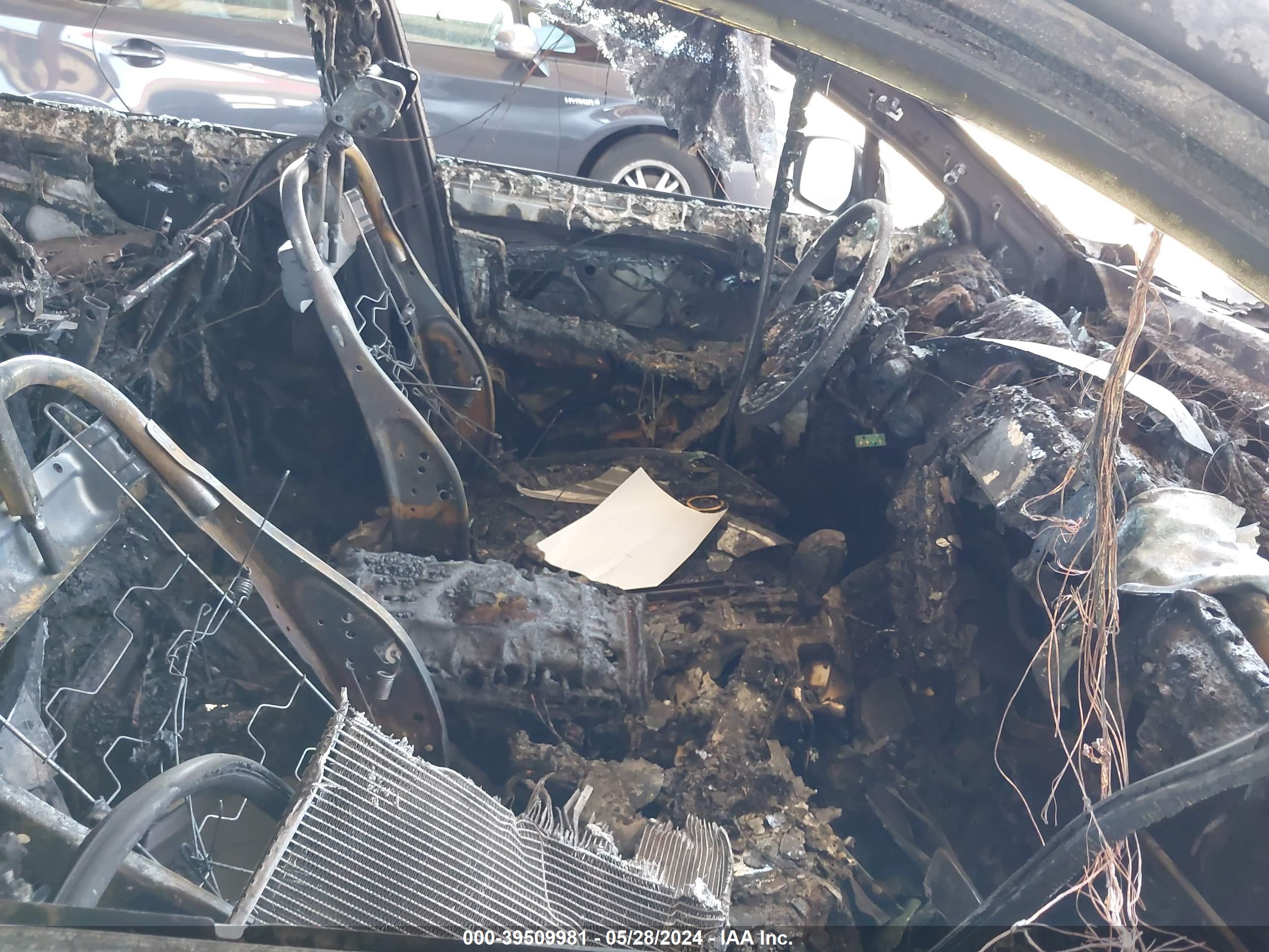 SUBARU OUTBACK image 5