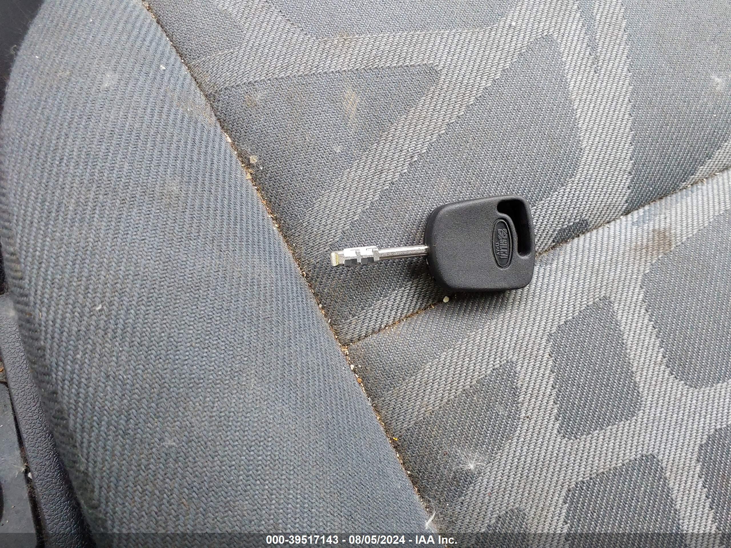 FORD TRANSIT image 11