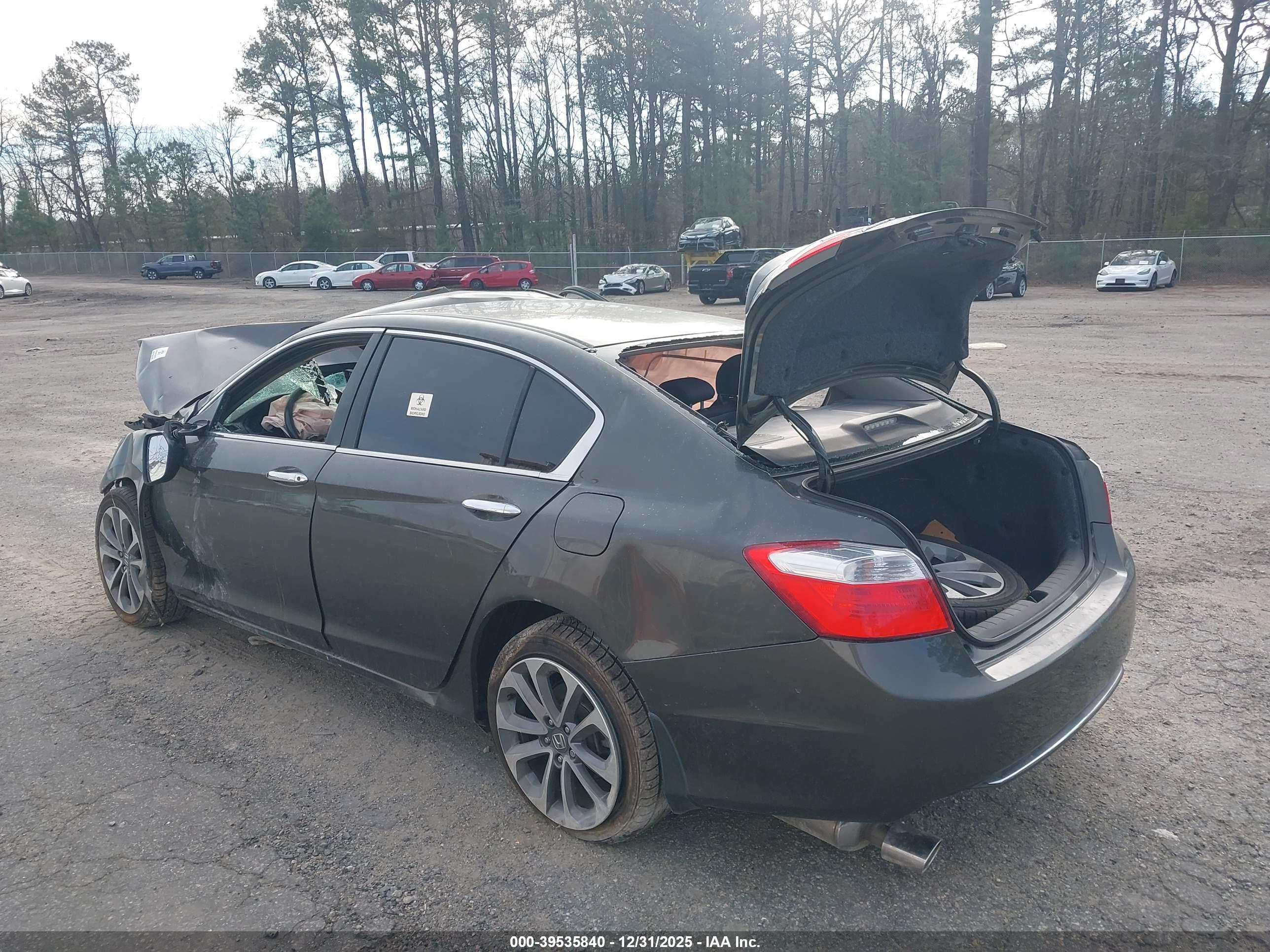 HONDA ACCORD image 3