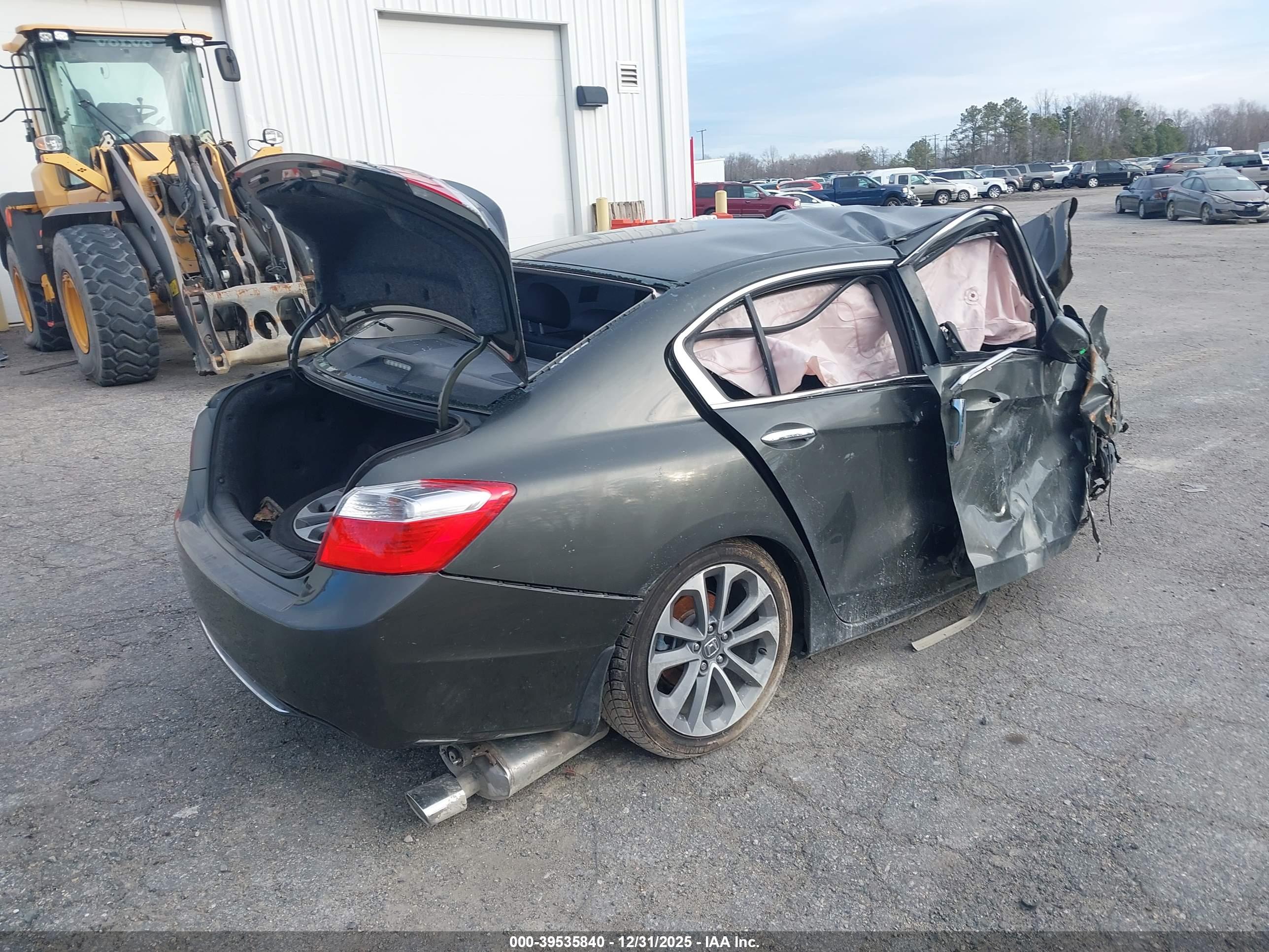 HONDA ACCORD image 4