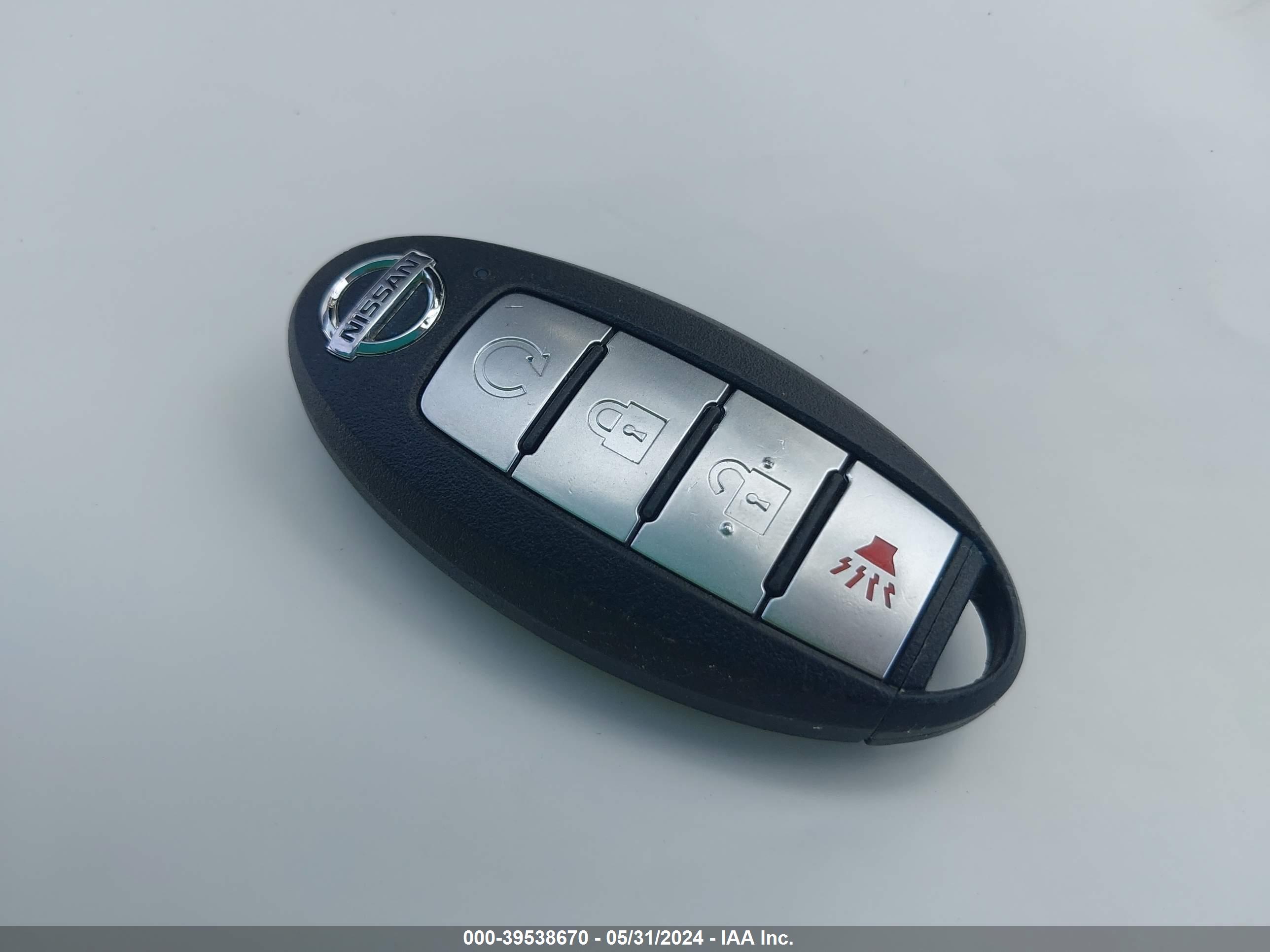 NISSAN KICKS image 11