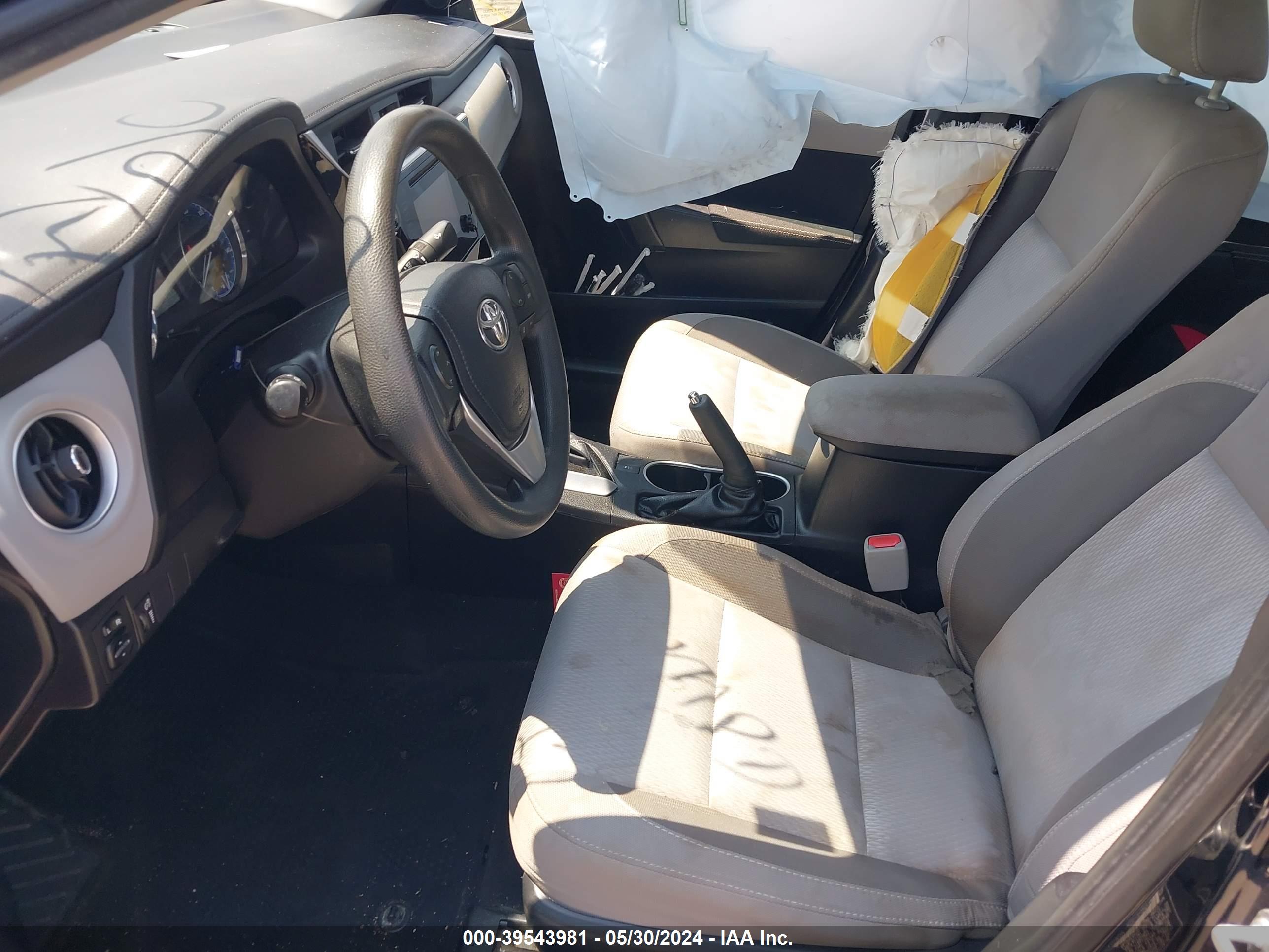 TOYOTA COROLLA image 5