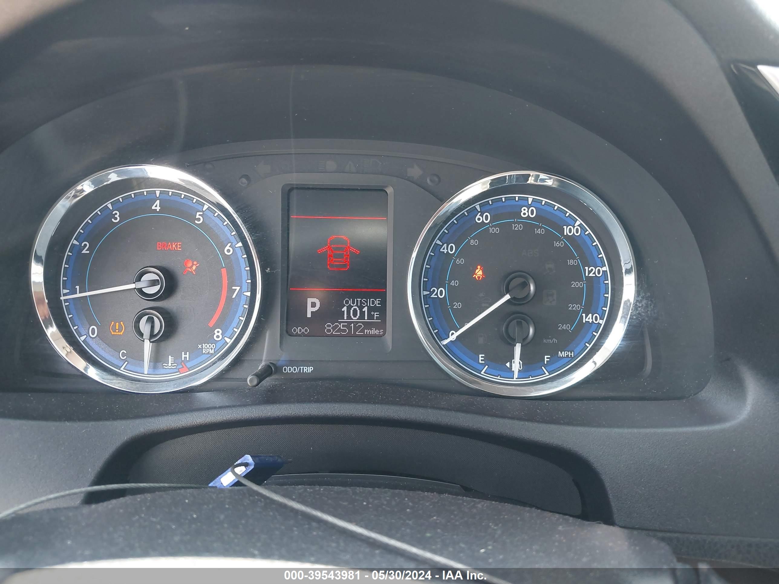 TOYOTA COROLLA image 7