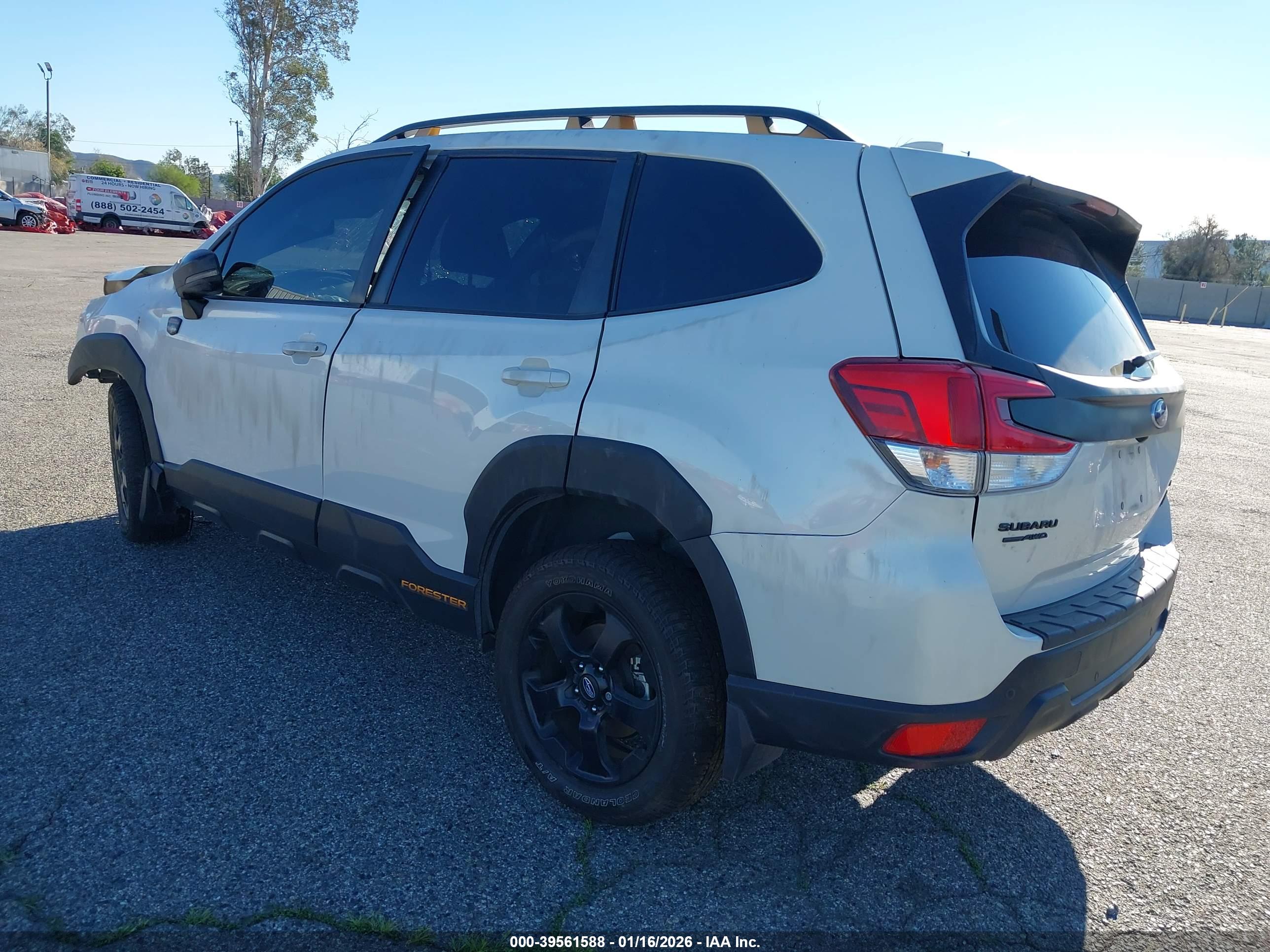 SUBARU FORESTER image 3
