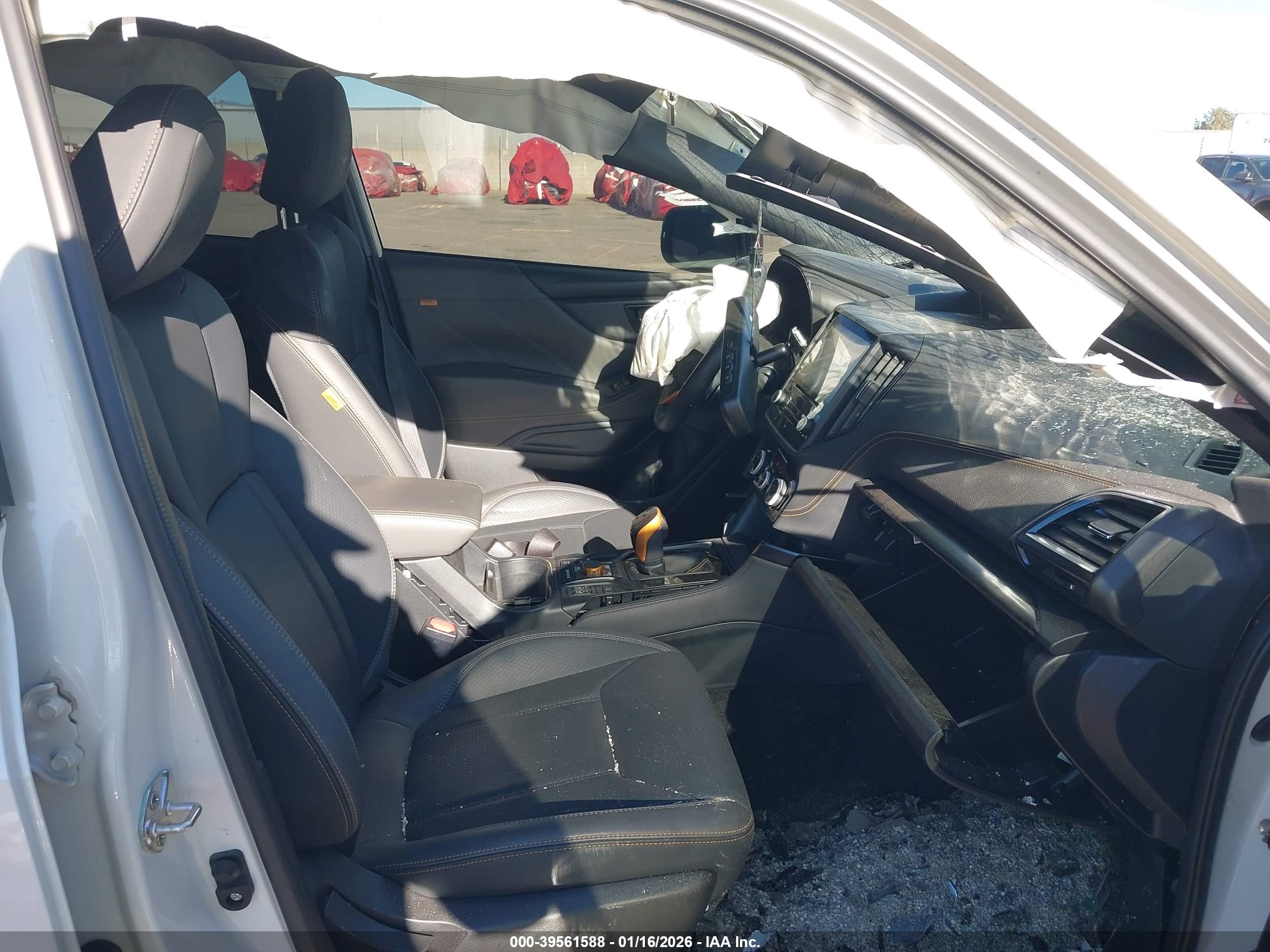 SUBARU FORESTER image 5