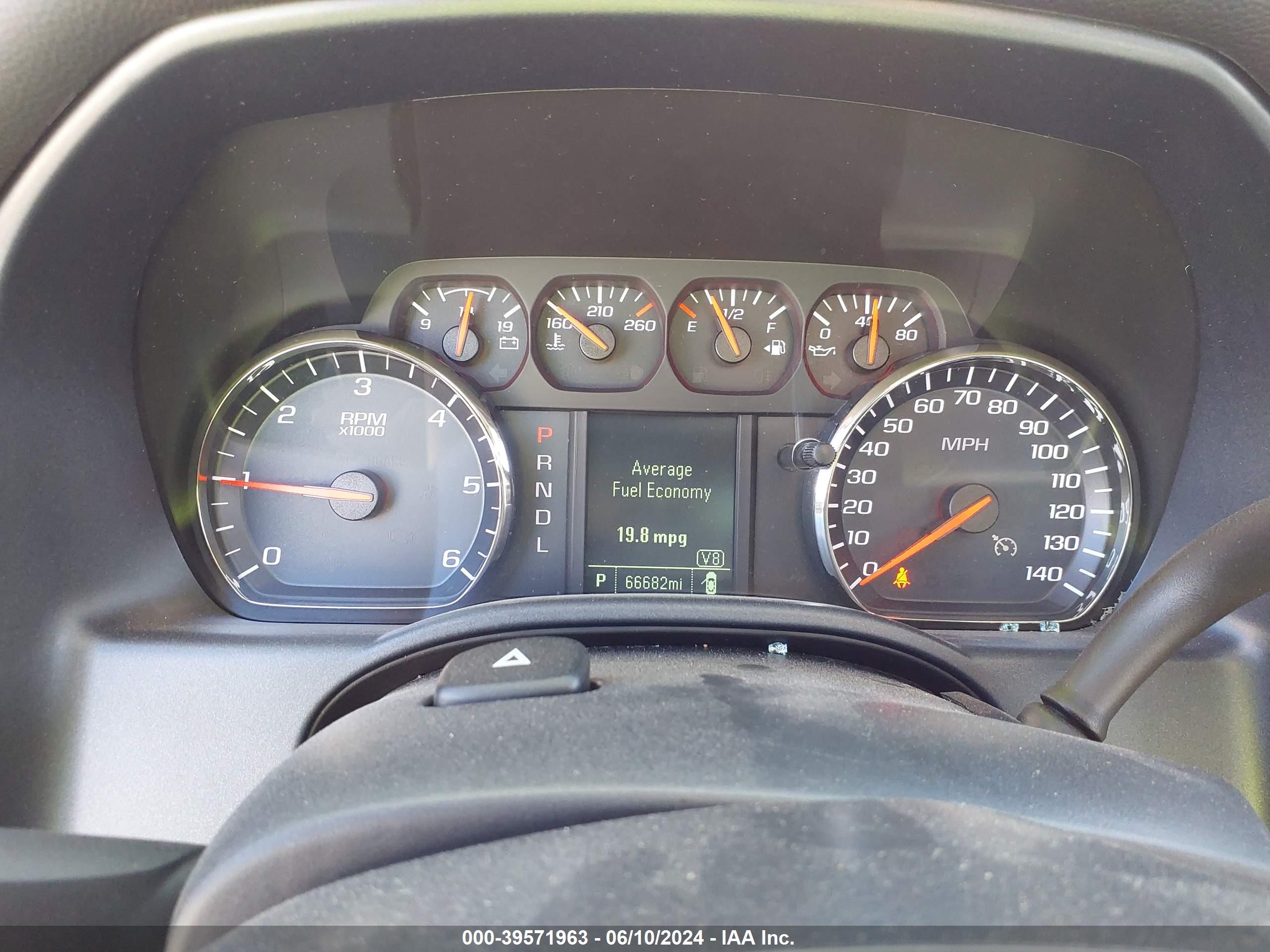 CHEVROLET SILVERADO image 7