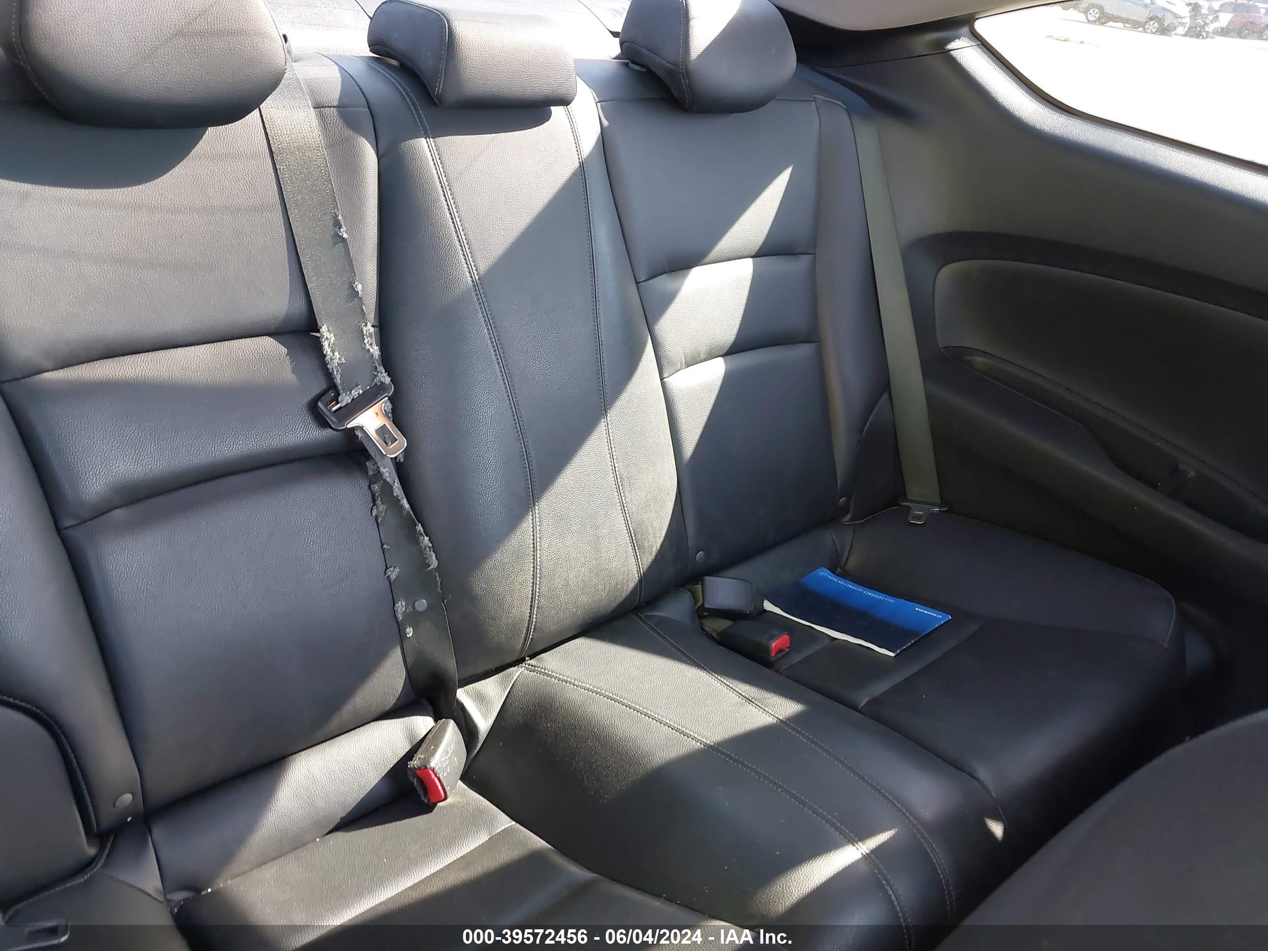 HONDA ACCORD image 8