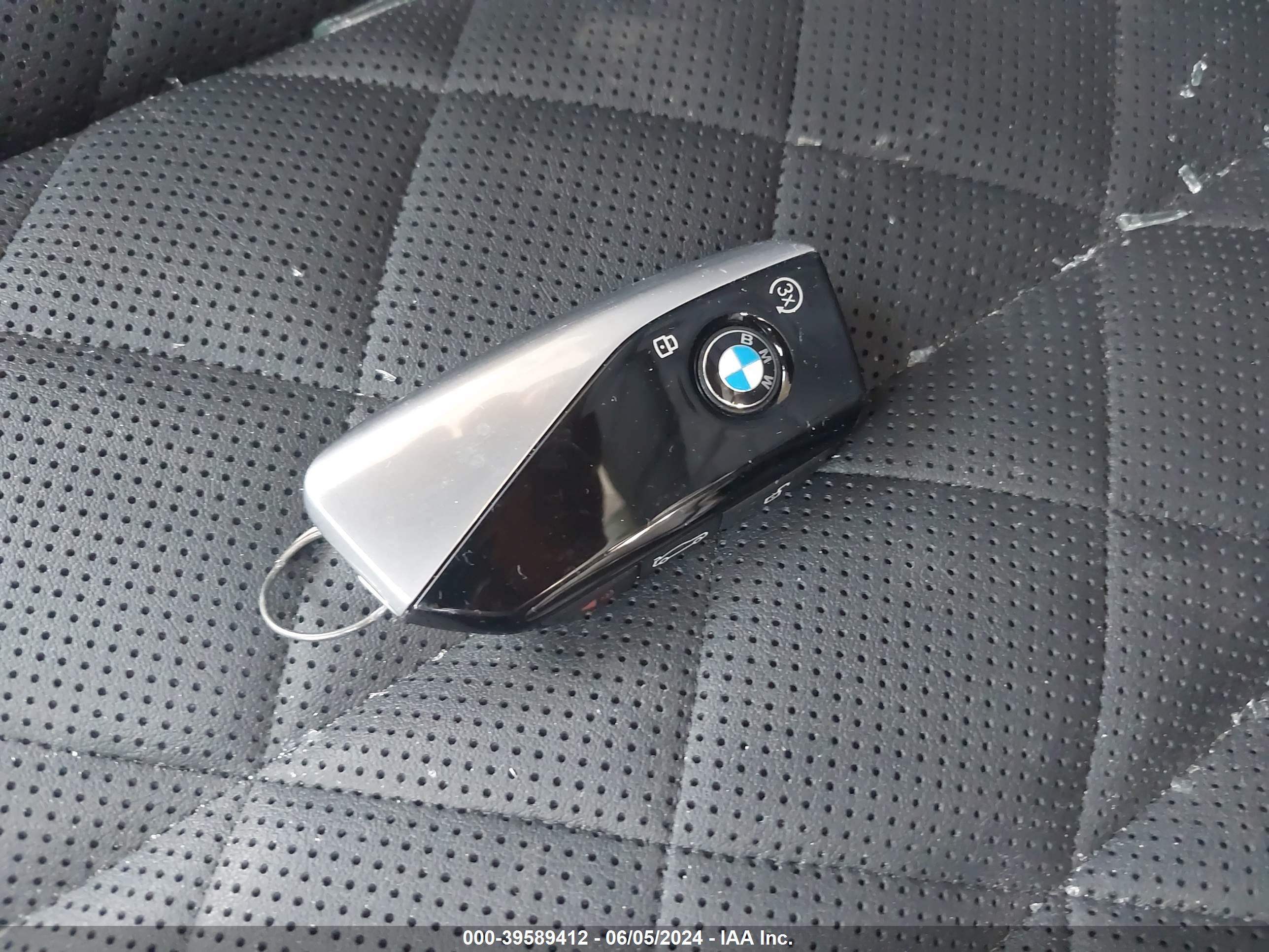 BMW X7 image 11