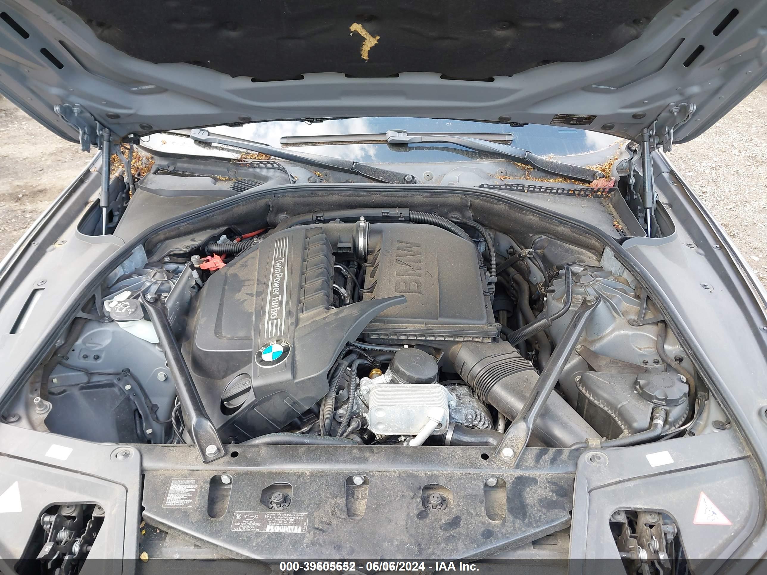BMW 535I image 10