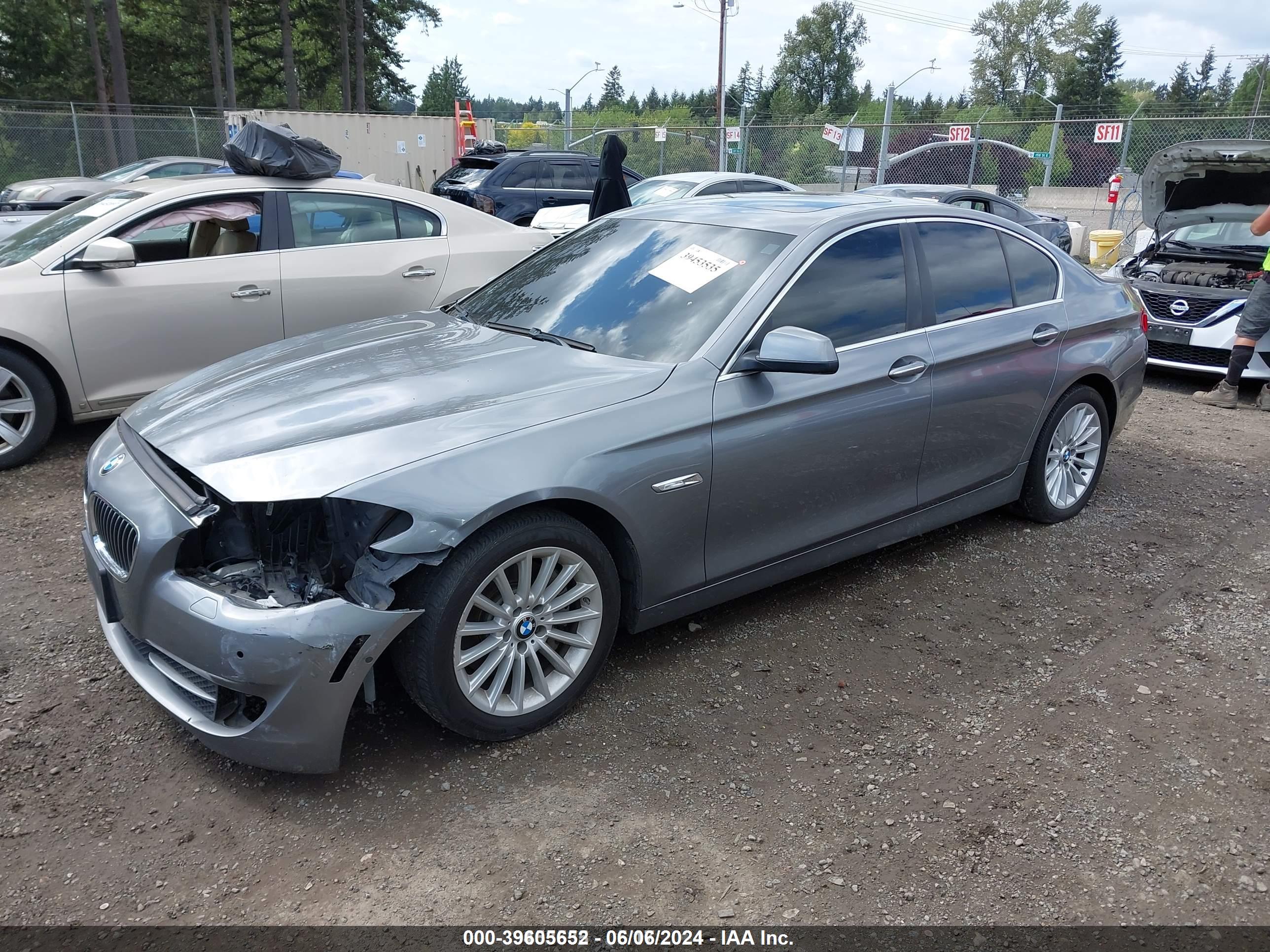 BMW 535I image 2
