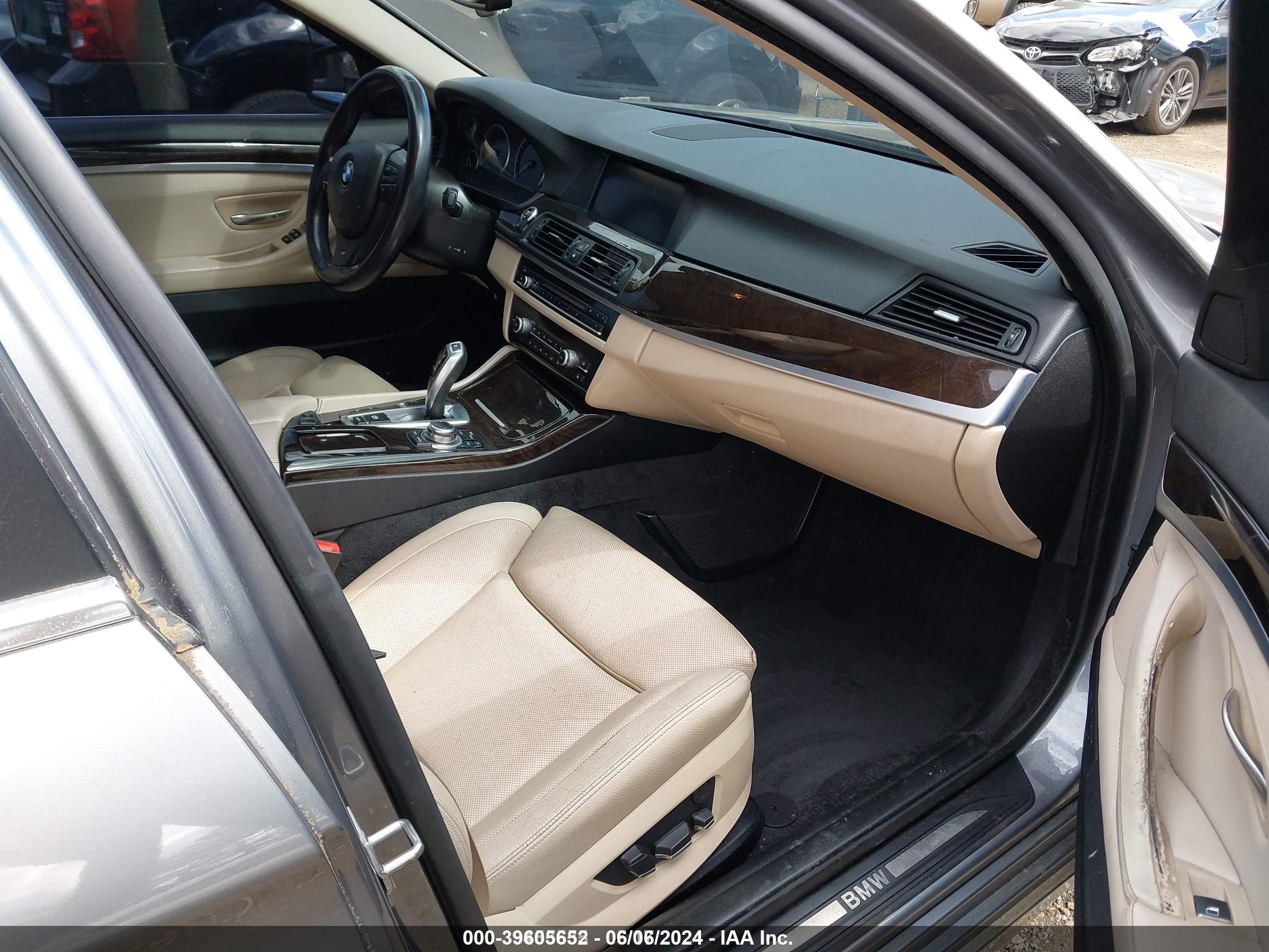 BMW 535I image 5