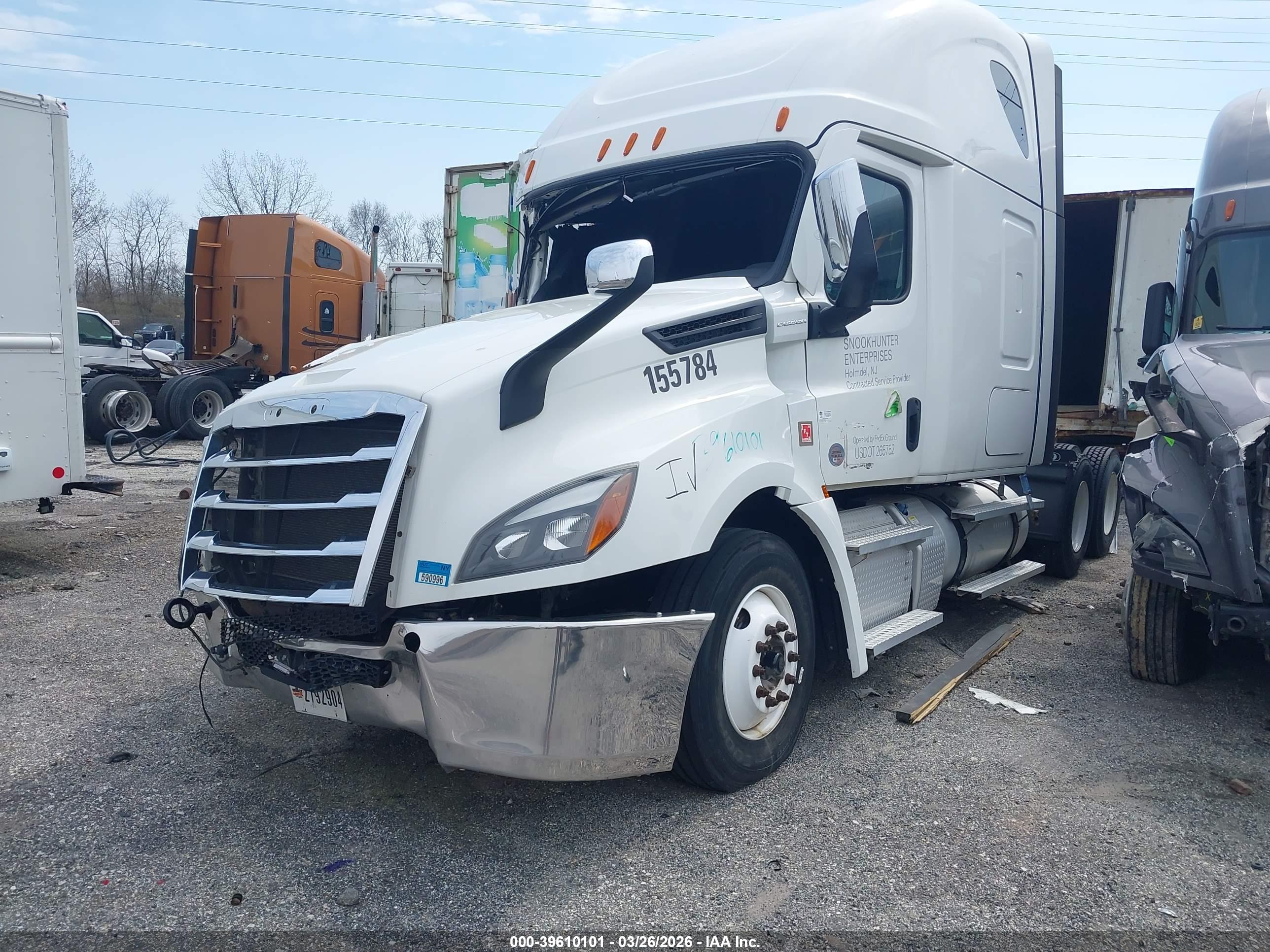 FREIGHTLINER NEW image 2