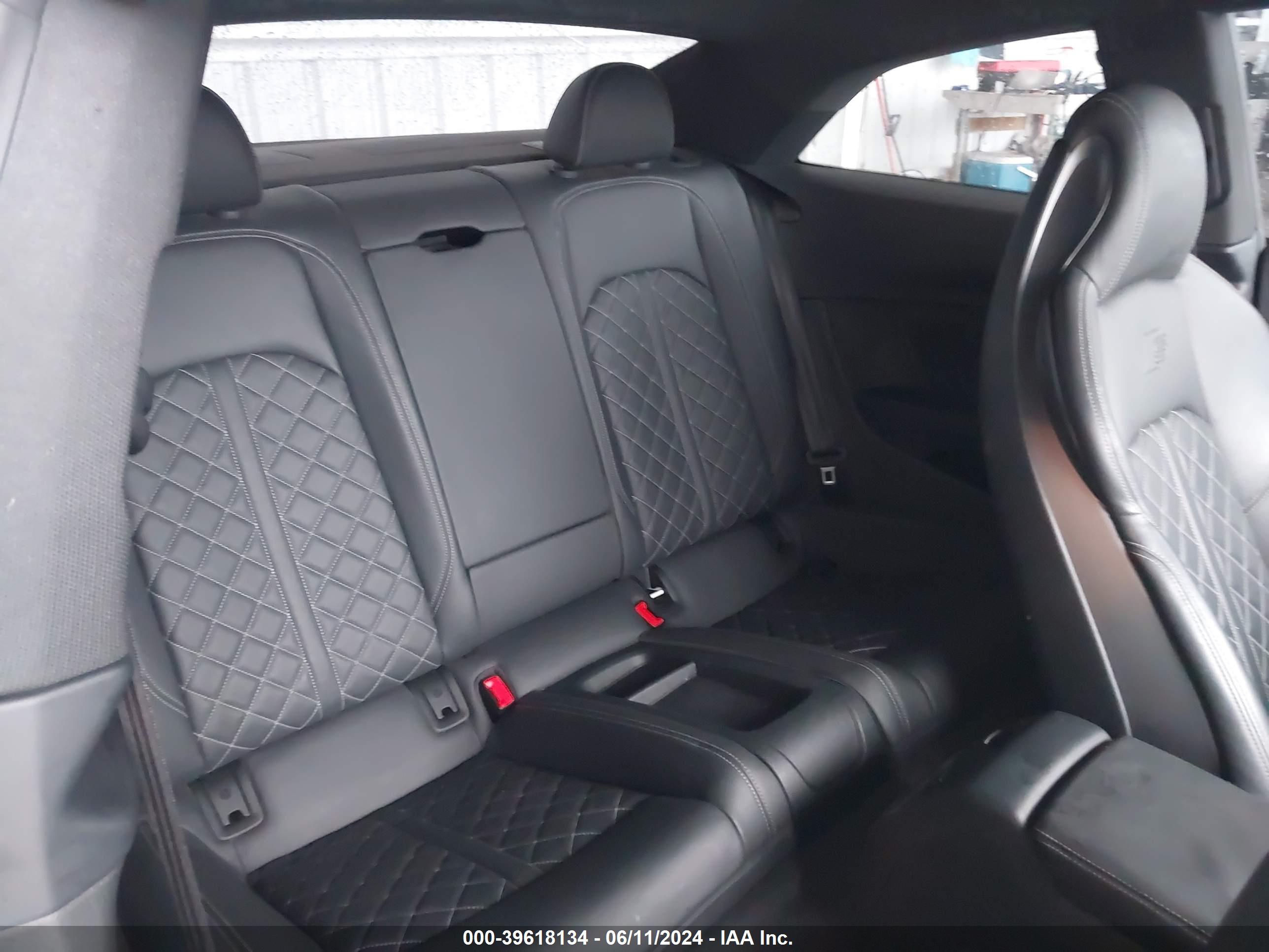 AUDI S5 image 8