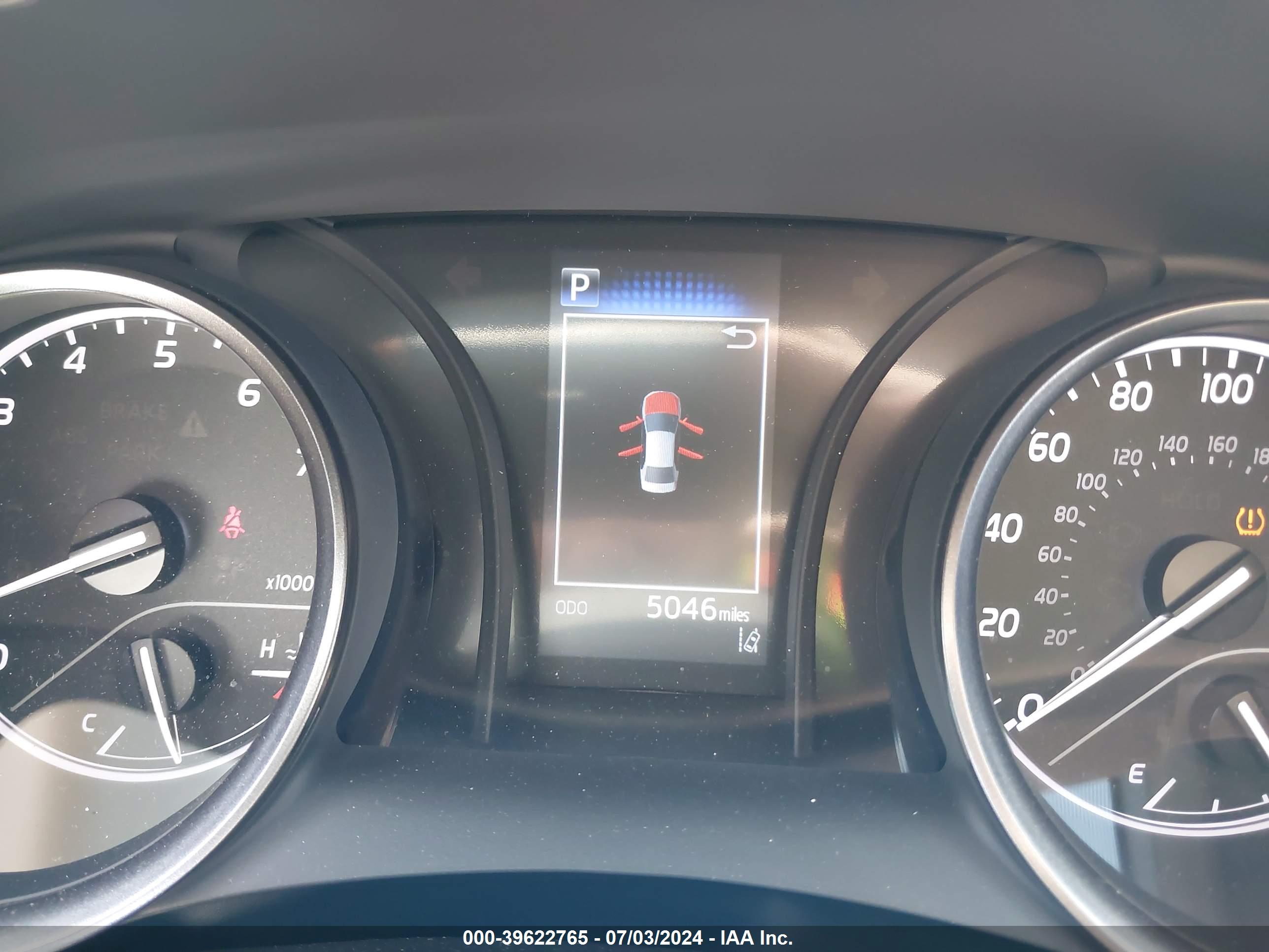 TOYOTA CAMRY image 7