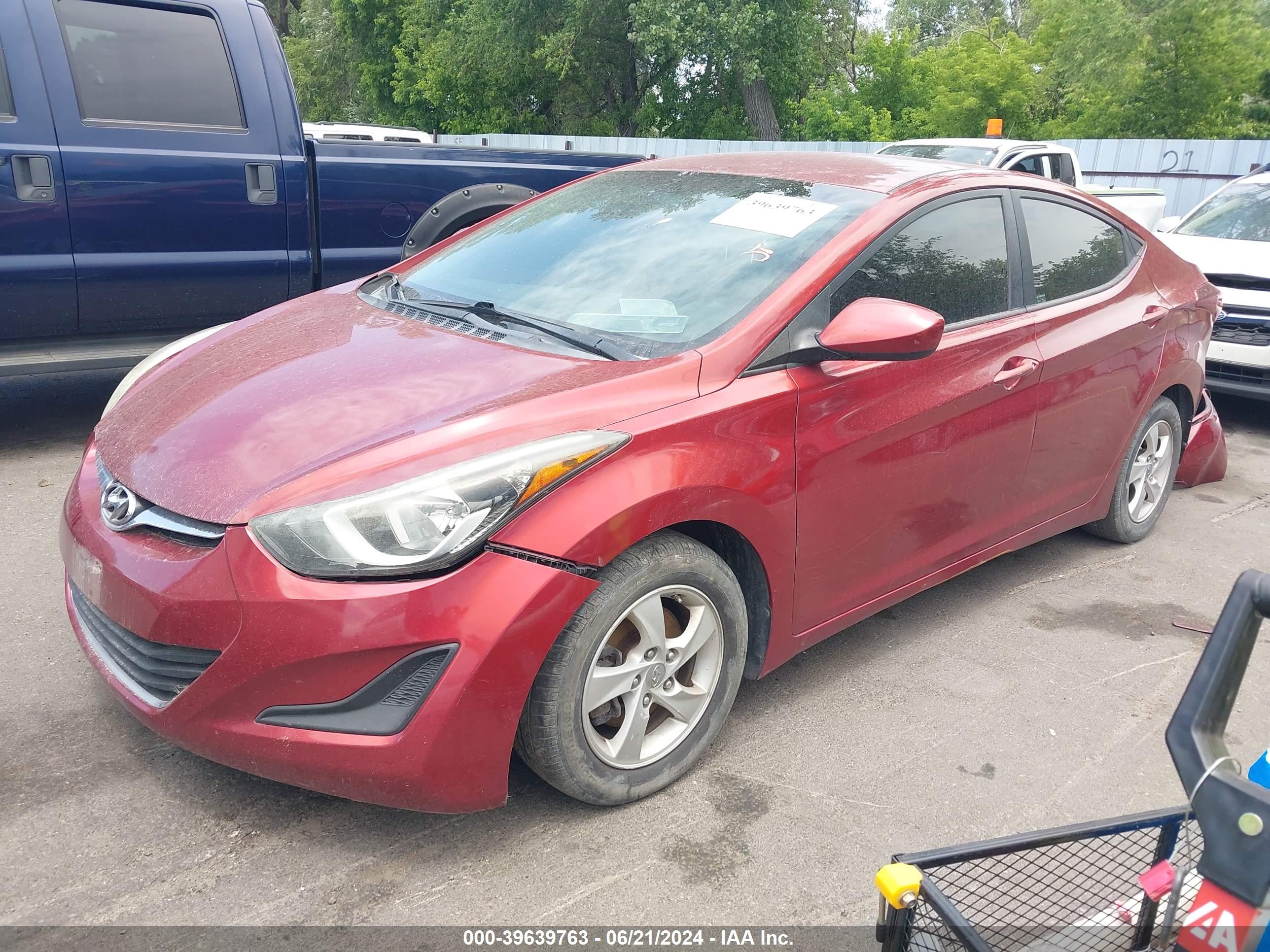 HYUNDAI ELANTRA image 2