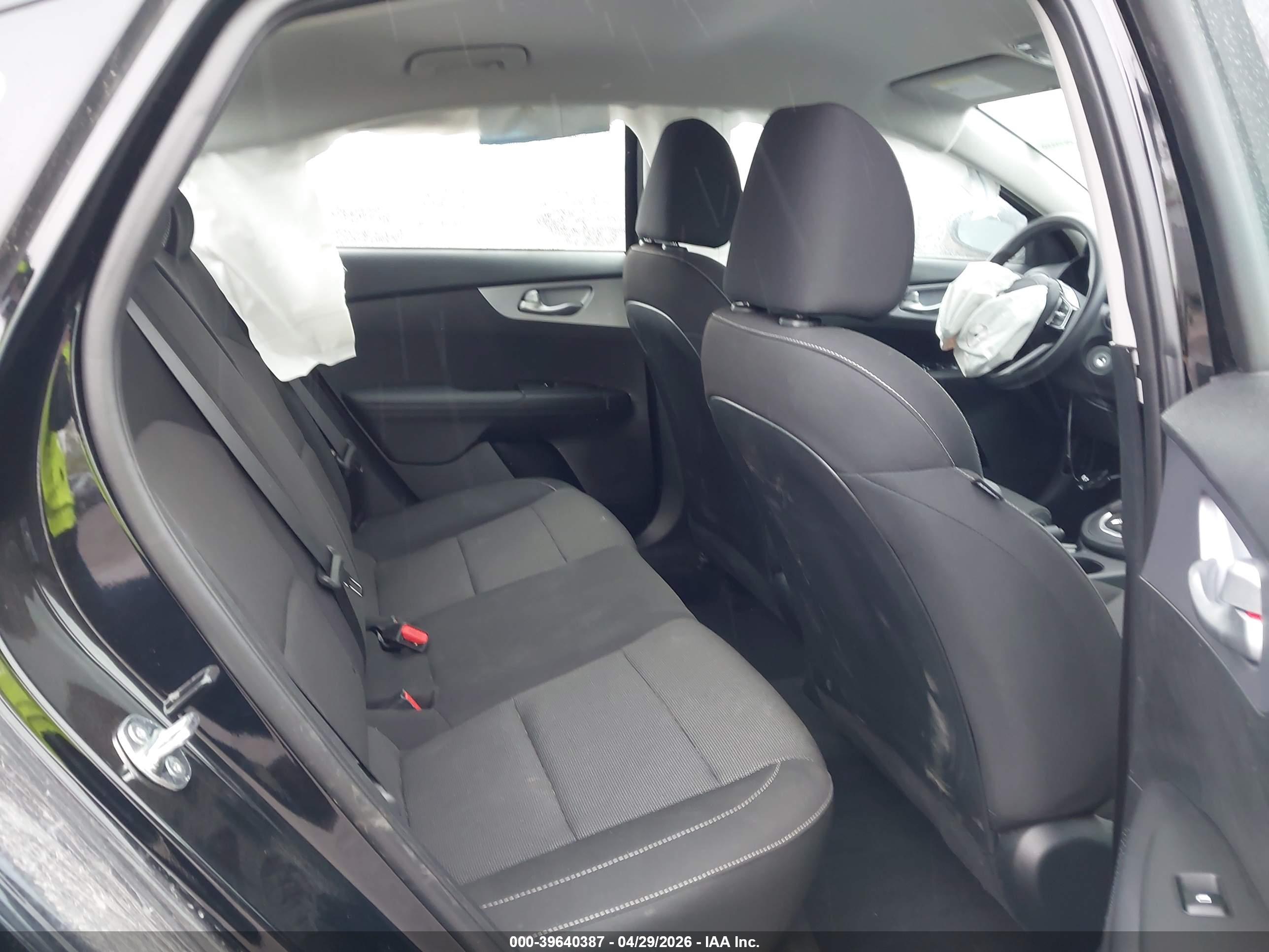 KIA FORTE image 8