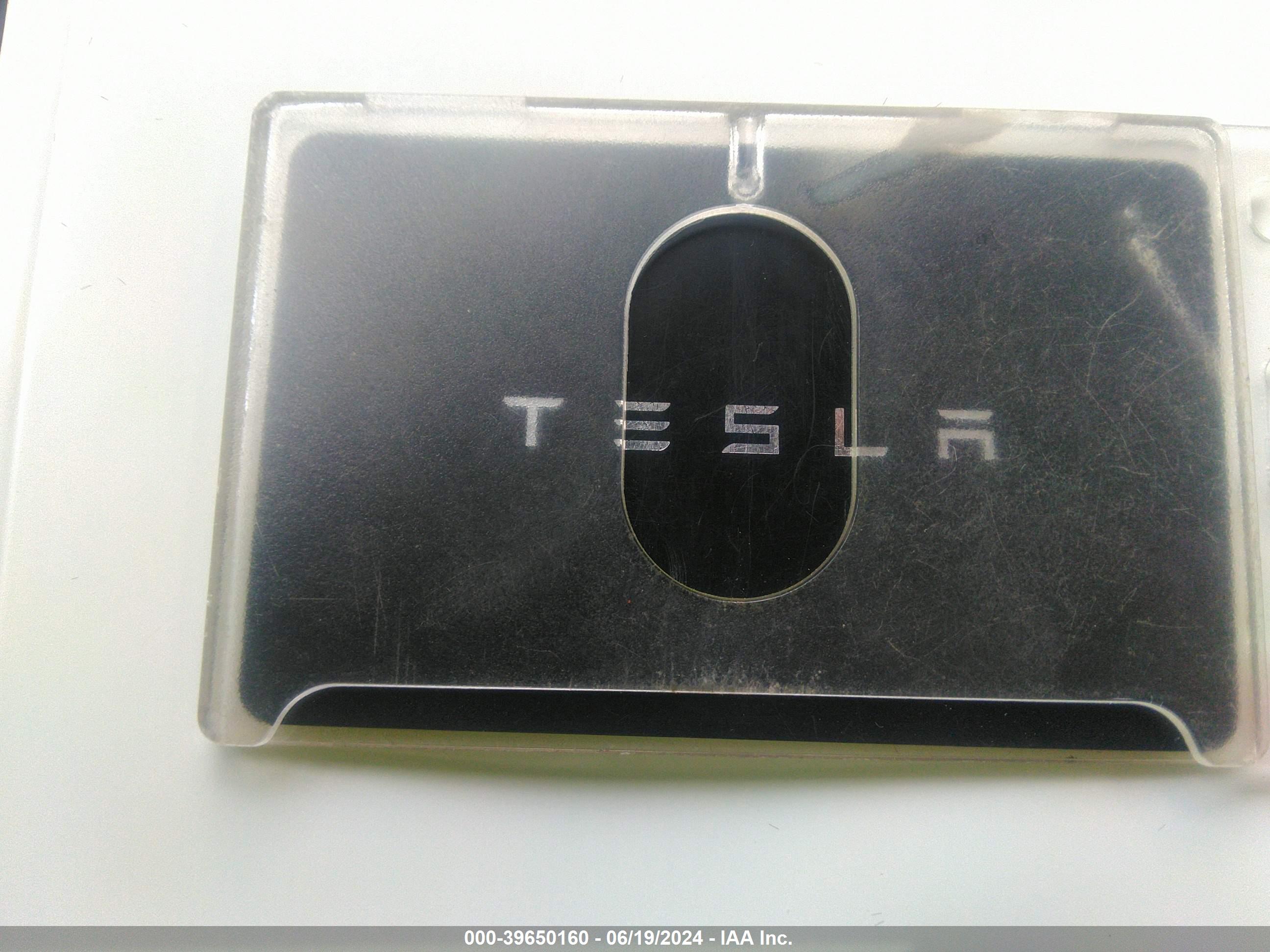 TESLA MODEL image 11