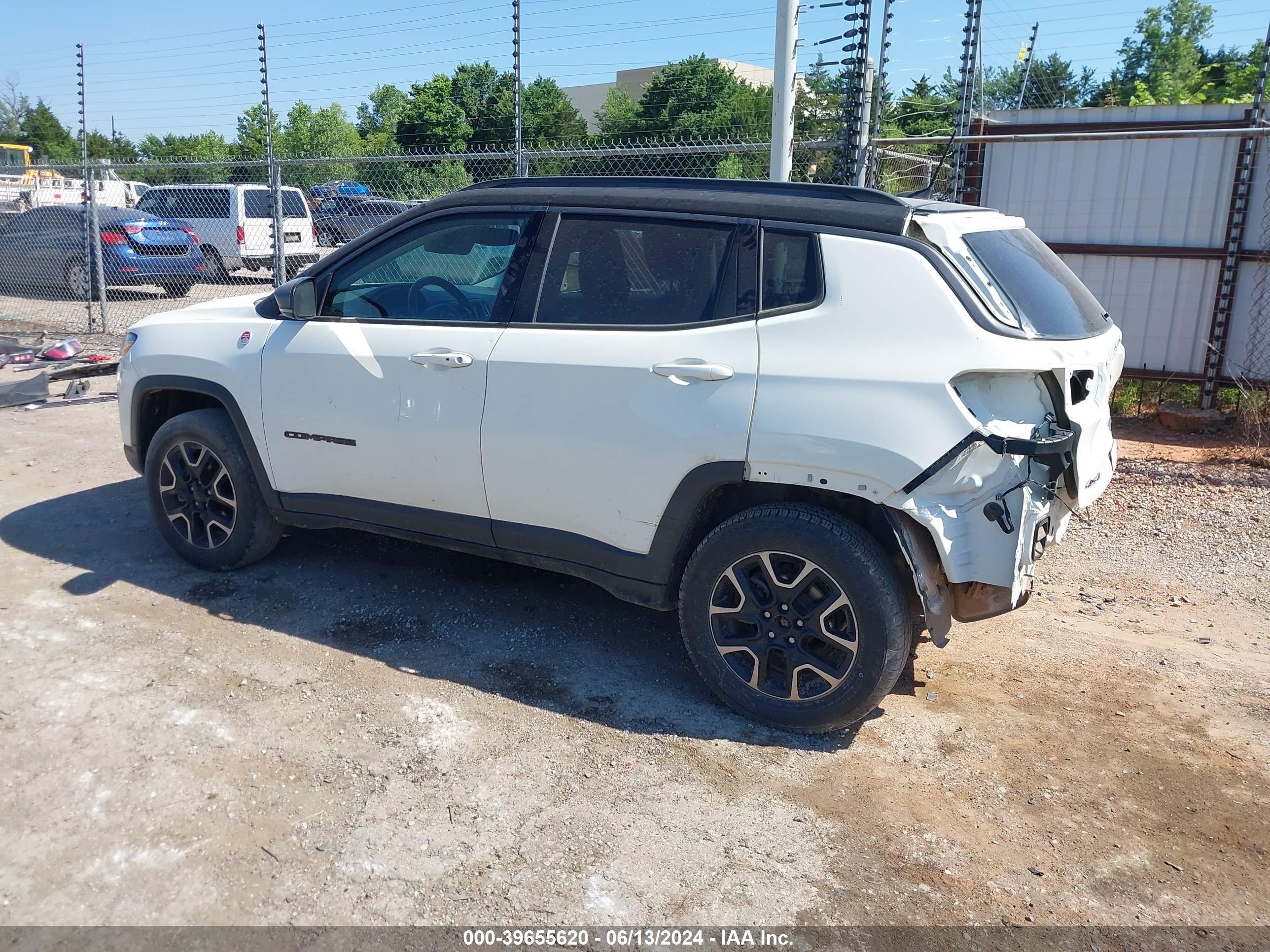 JEEP COMPASS image 3
