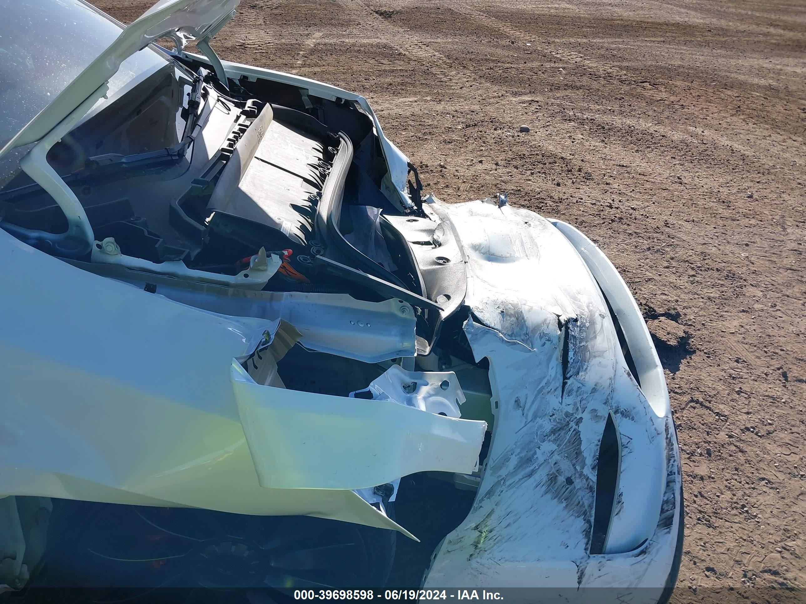 TESLA MODEL image 6